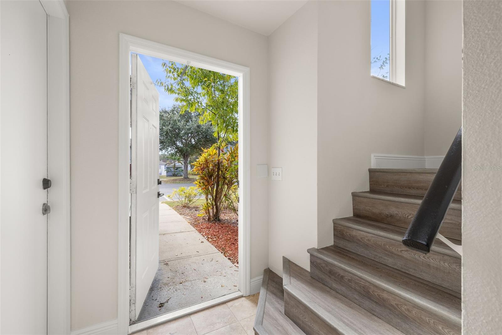 ISLAND CLUB WEST PH 01 - Residential