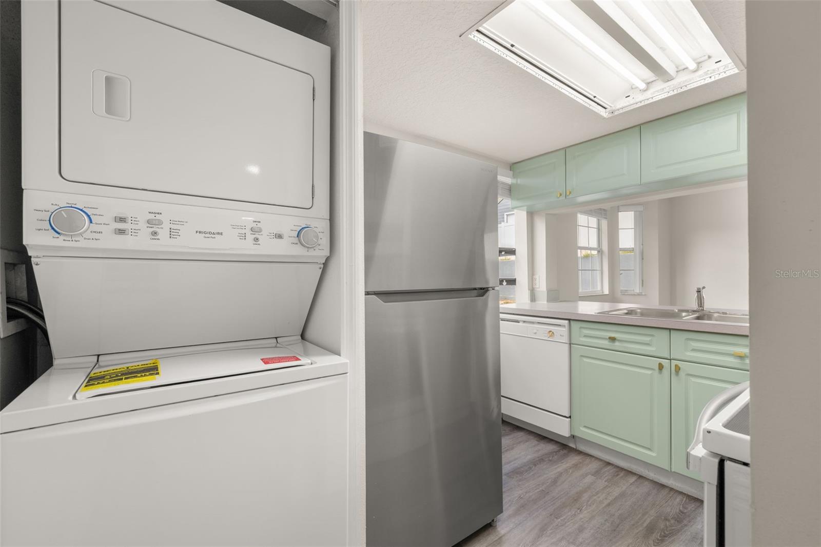 ISLAND CLUB WEST PH 01 - Residential