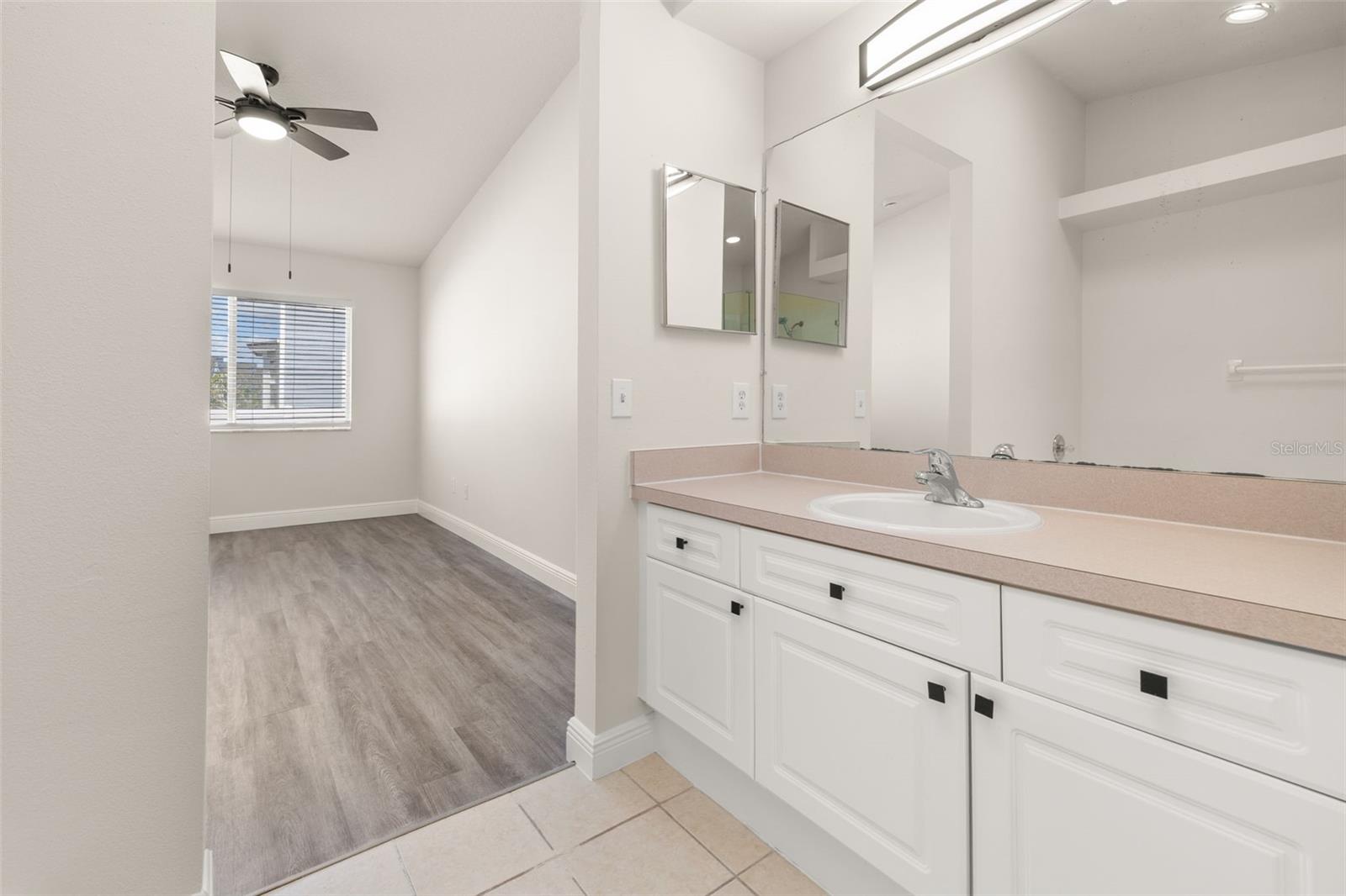 ISLAND CLUB WEST PH 01 - Residential