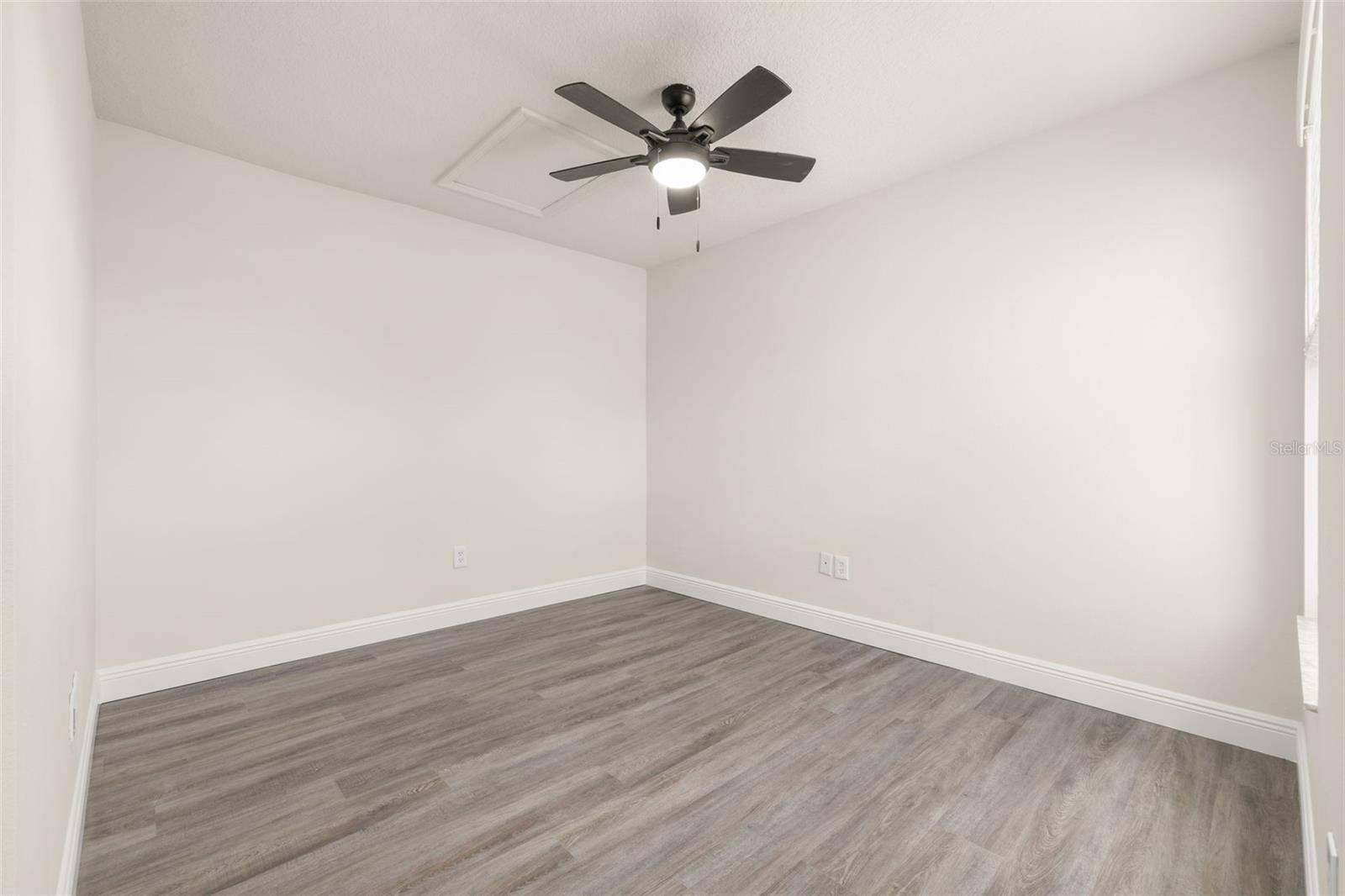 ISLAND CLUB WEST PH 01 - Residential