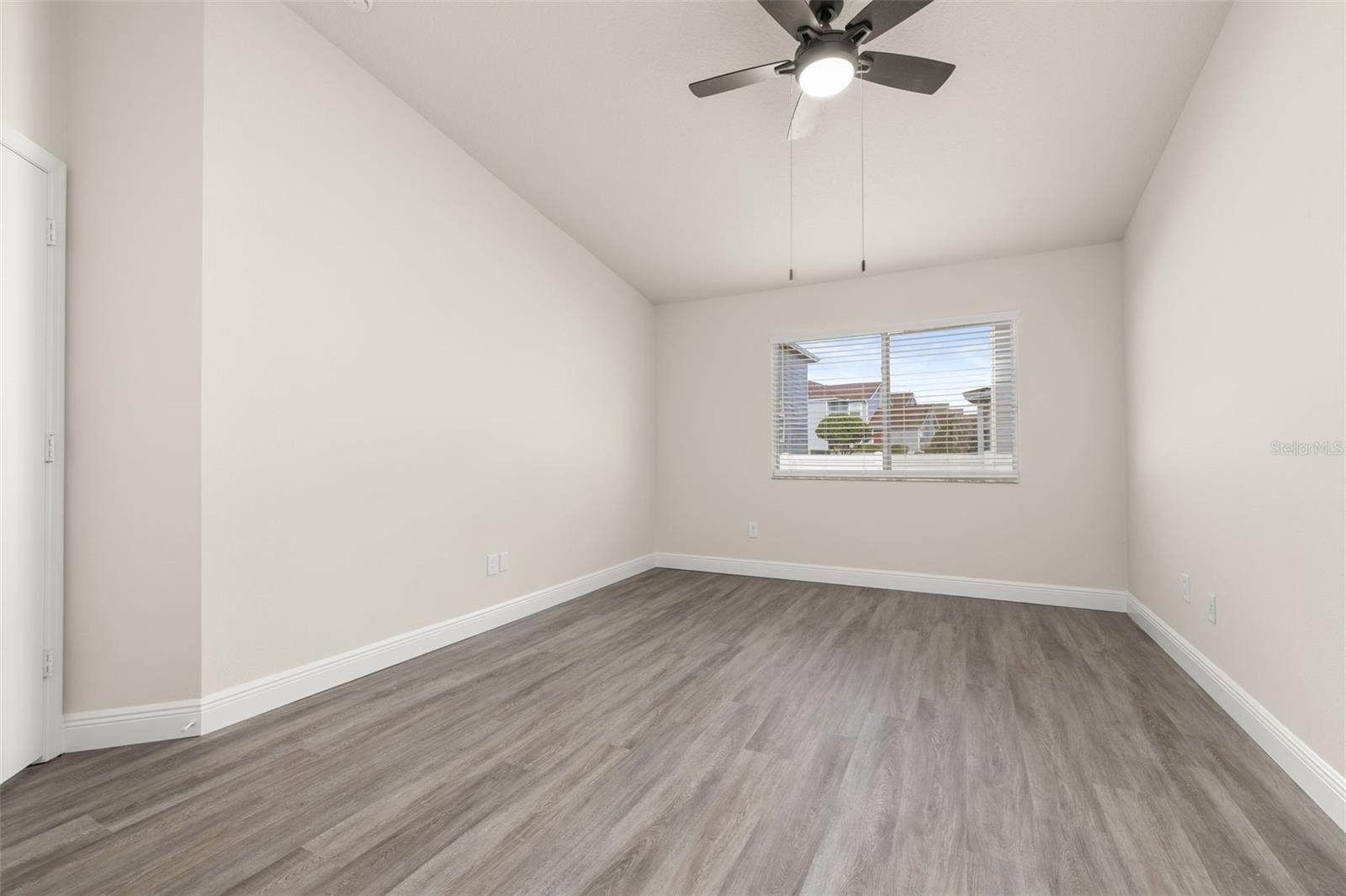 ISLAND CLUB WEST PH 01 - Residential