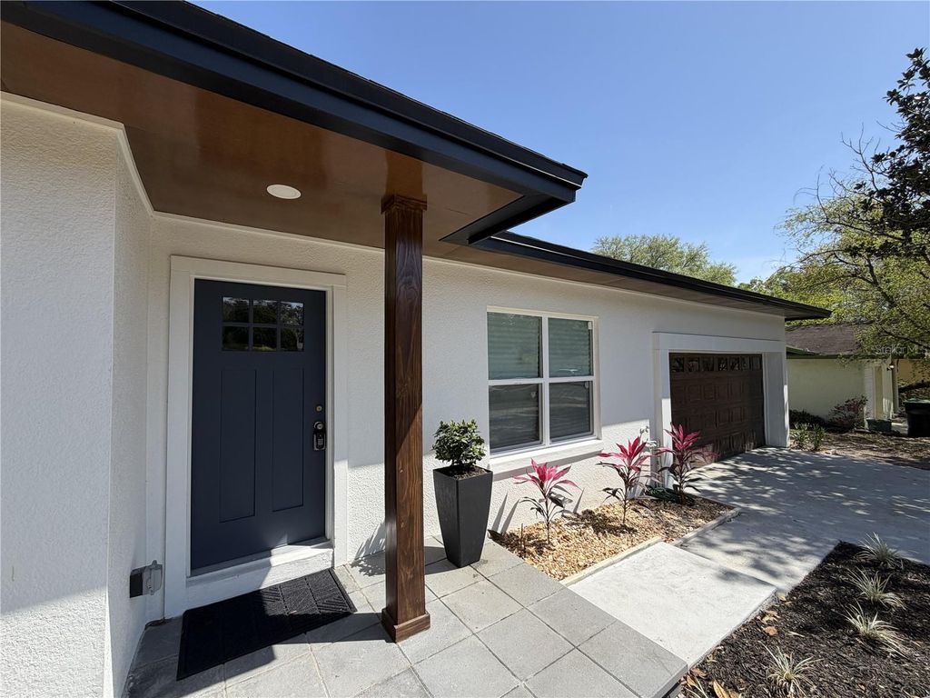 Photo of 2235 Wautoma Place, Orlando, FL 32818 (MLS # O6390653)