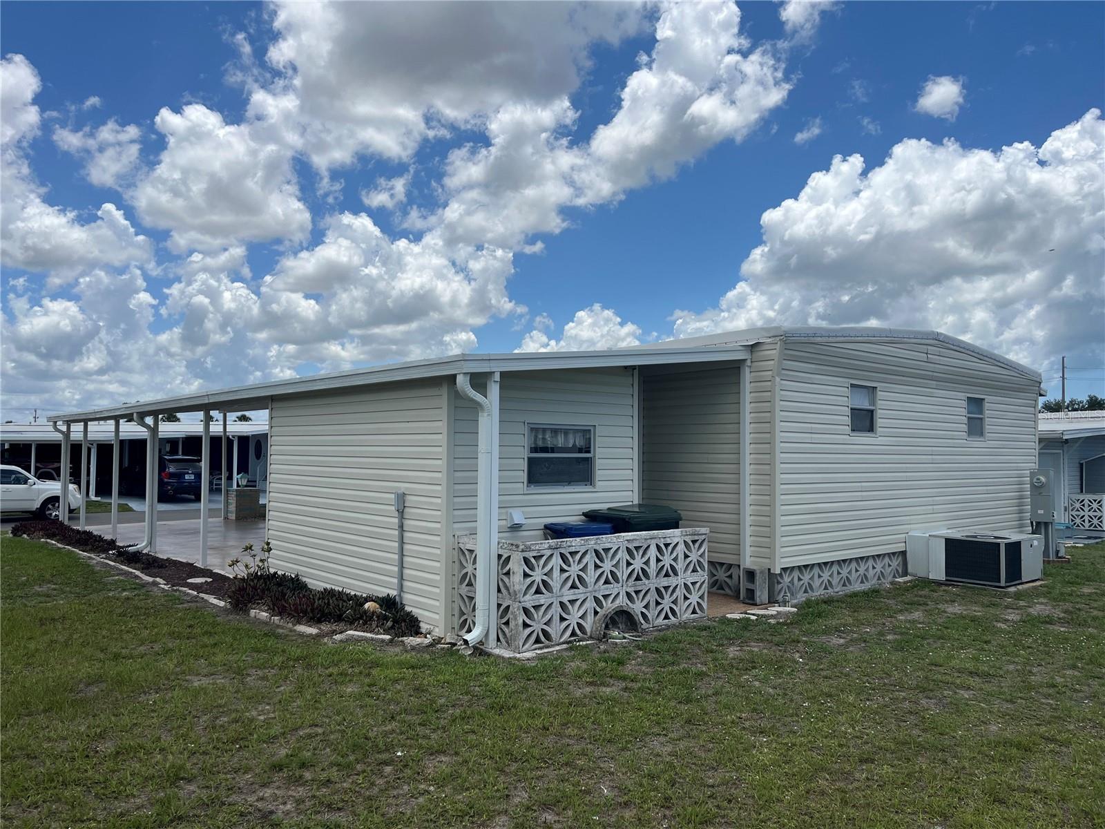 VENICE ISLE - Residential