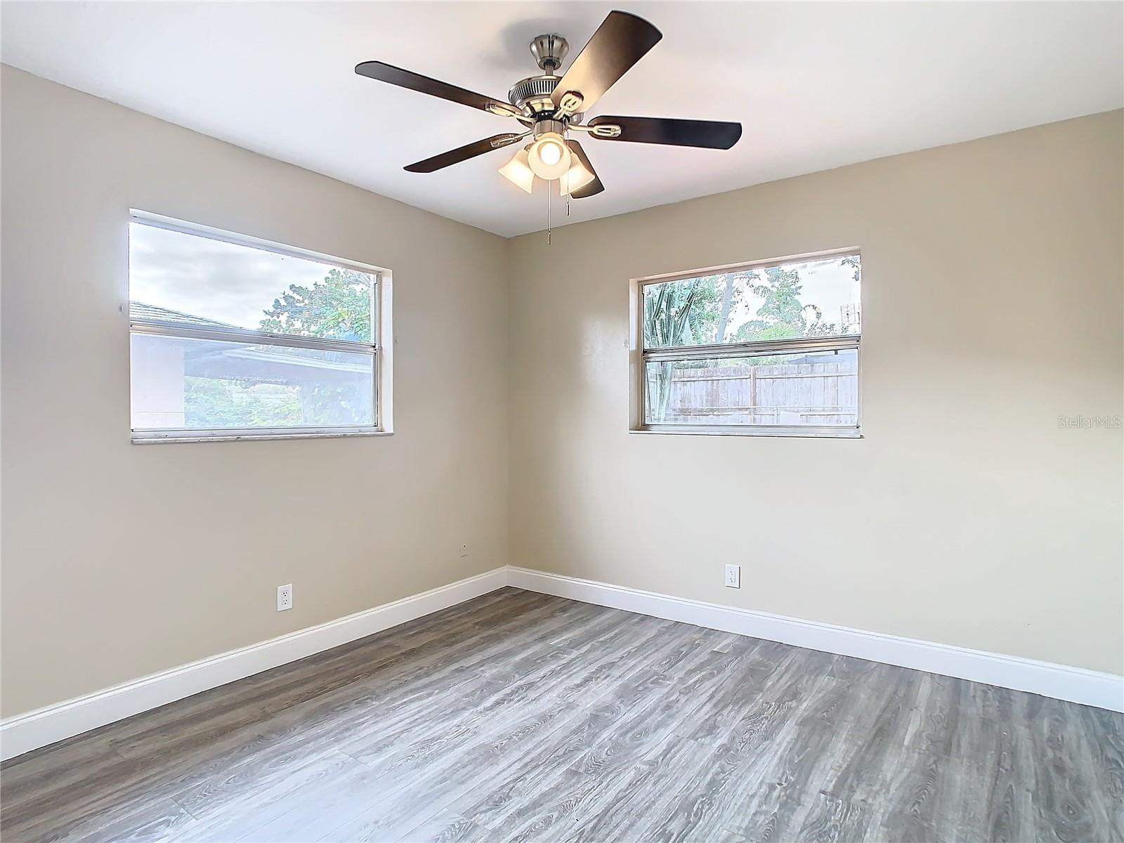 TRENTWOOD MANOR - Residential Lease