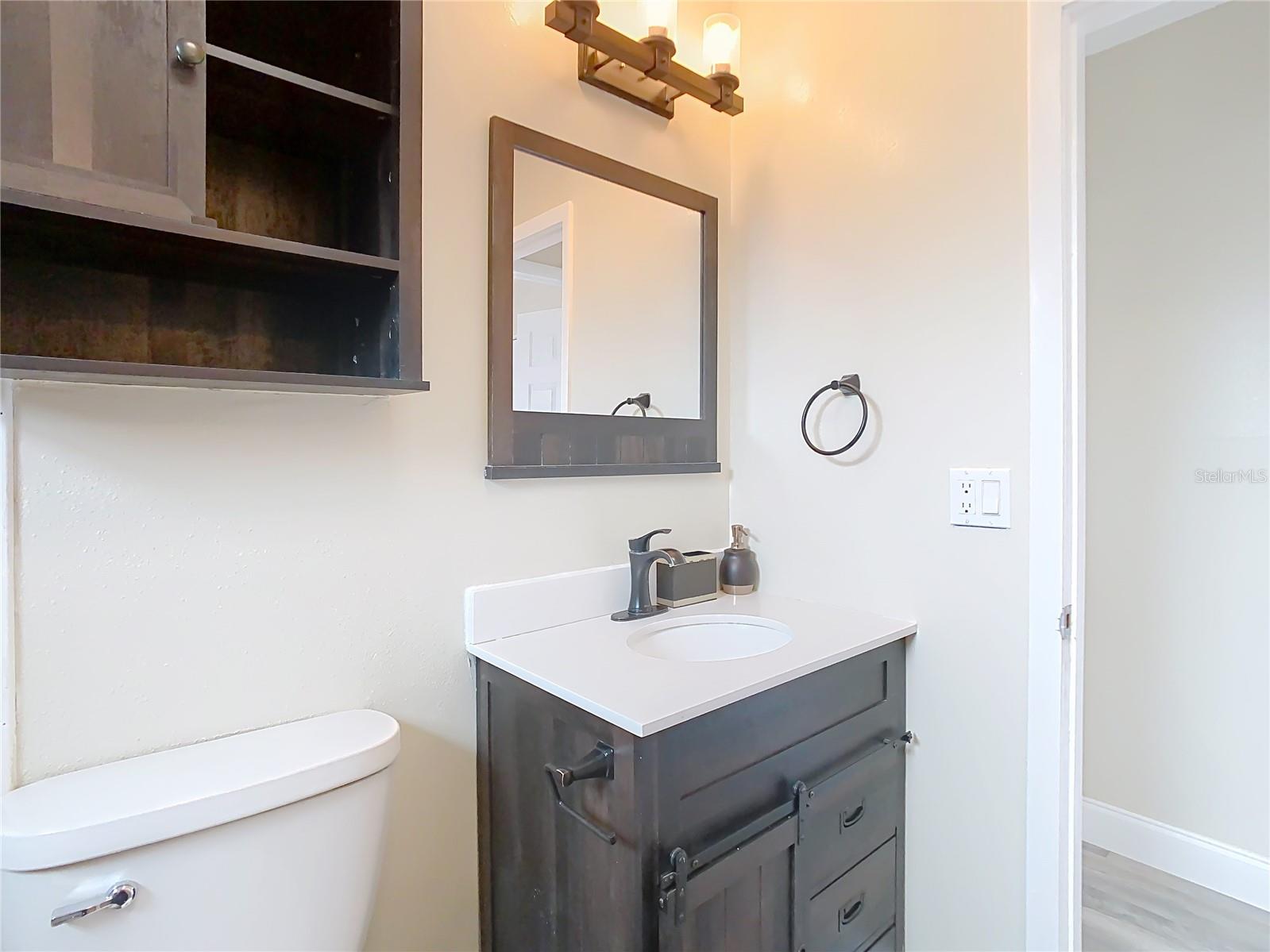 TRENTWOOD MANOR - Residential Lease