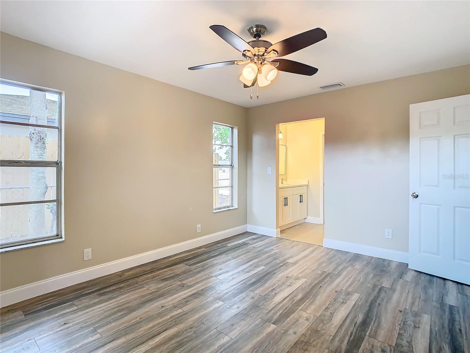TRENTWOOD MANOR - Residential Lease
