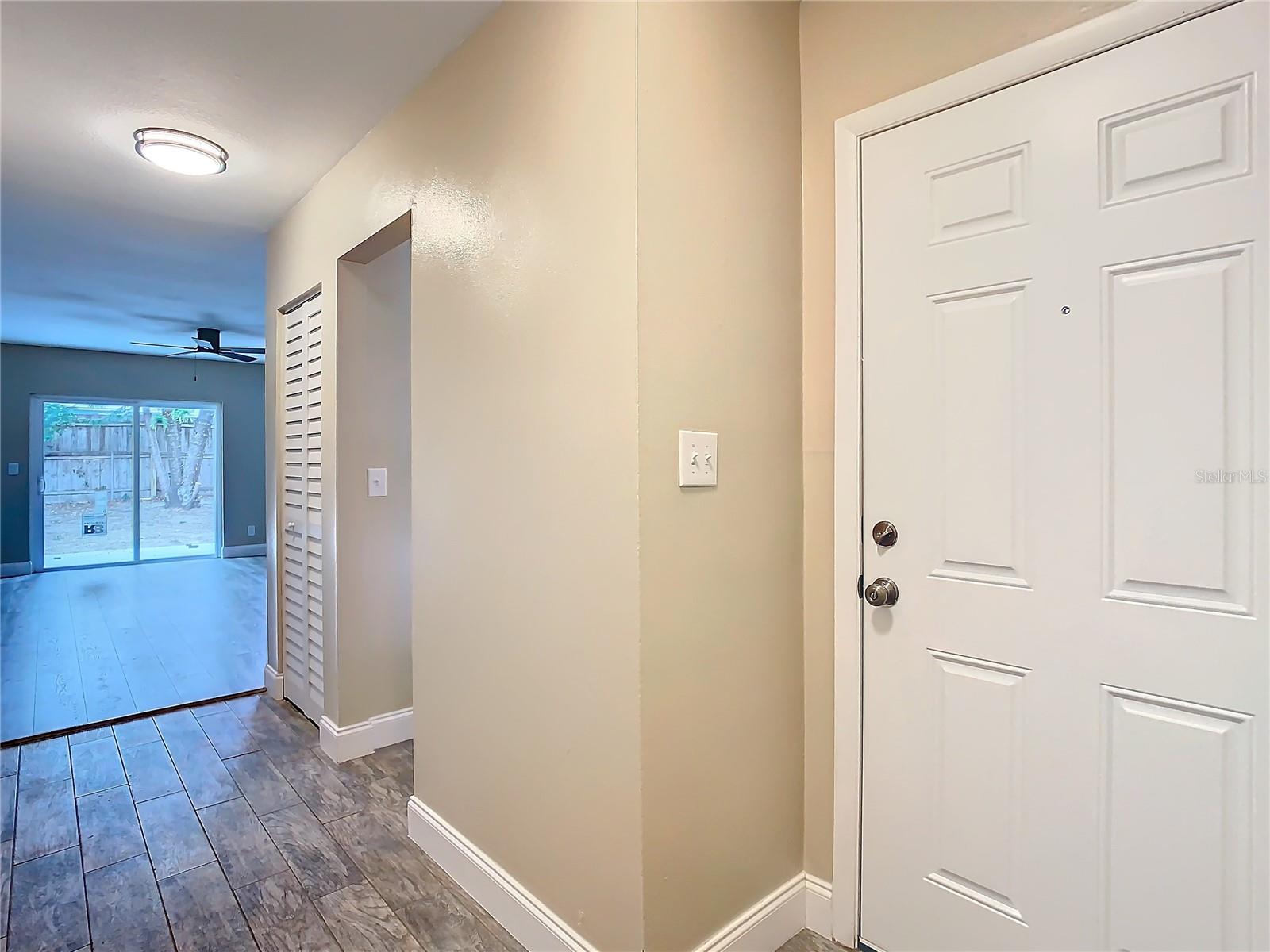 TRENTWOOD MANOR - Residential Lease