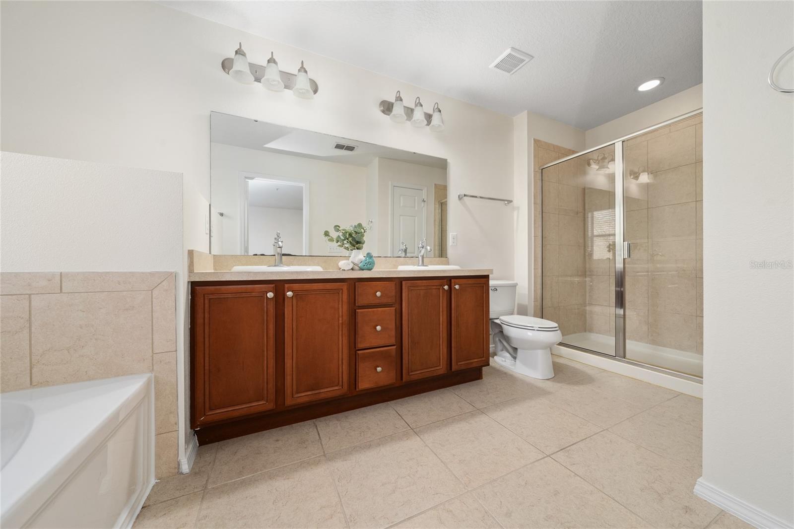 LEGACY PARK RESIDENTIAL TOWNHOME A REP - Residential Lease