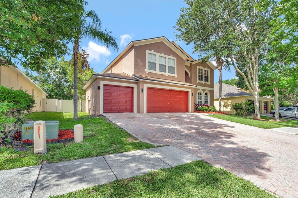 Photo of 6932 Gray Catbird Loop, Wesley Chapel, FL 33545 (MLS # S5128607)