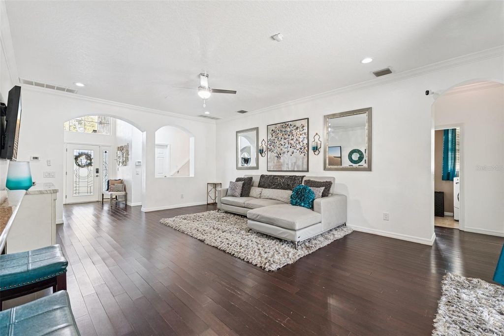 Photo of 6932 Gray Catbird Loop, Wesley Chapel, FL 33545 (MLS # S5128607)