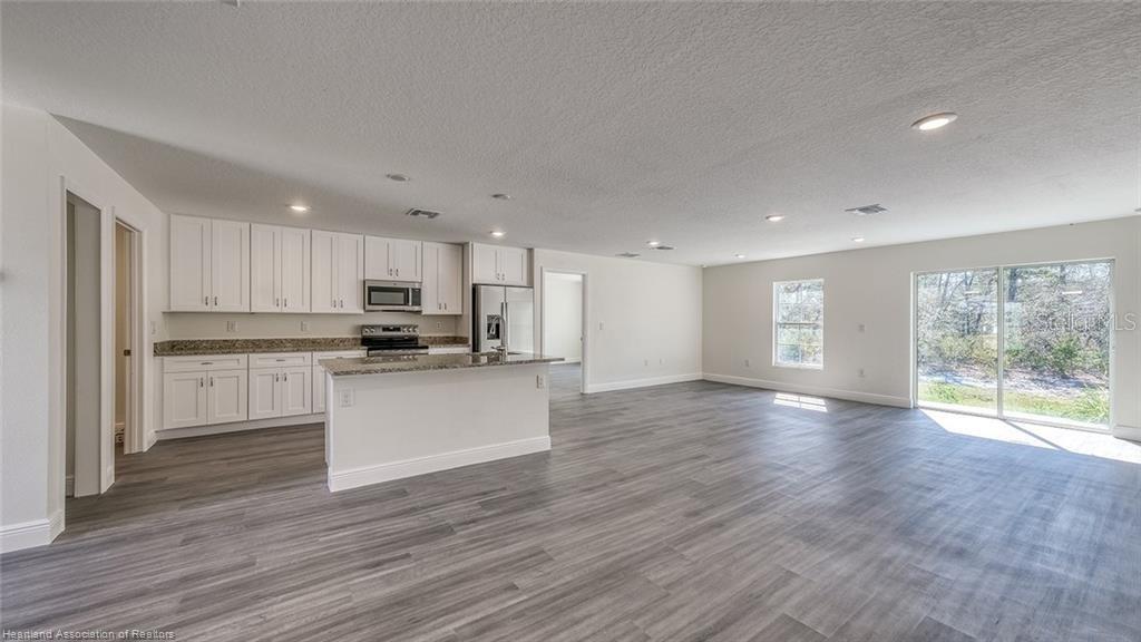 SUN N LAKE - Residential