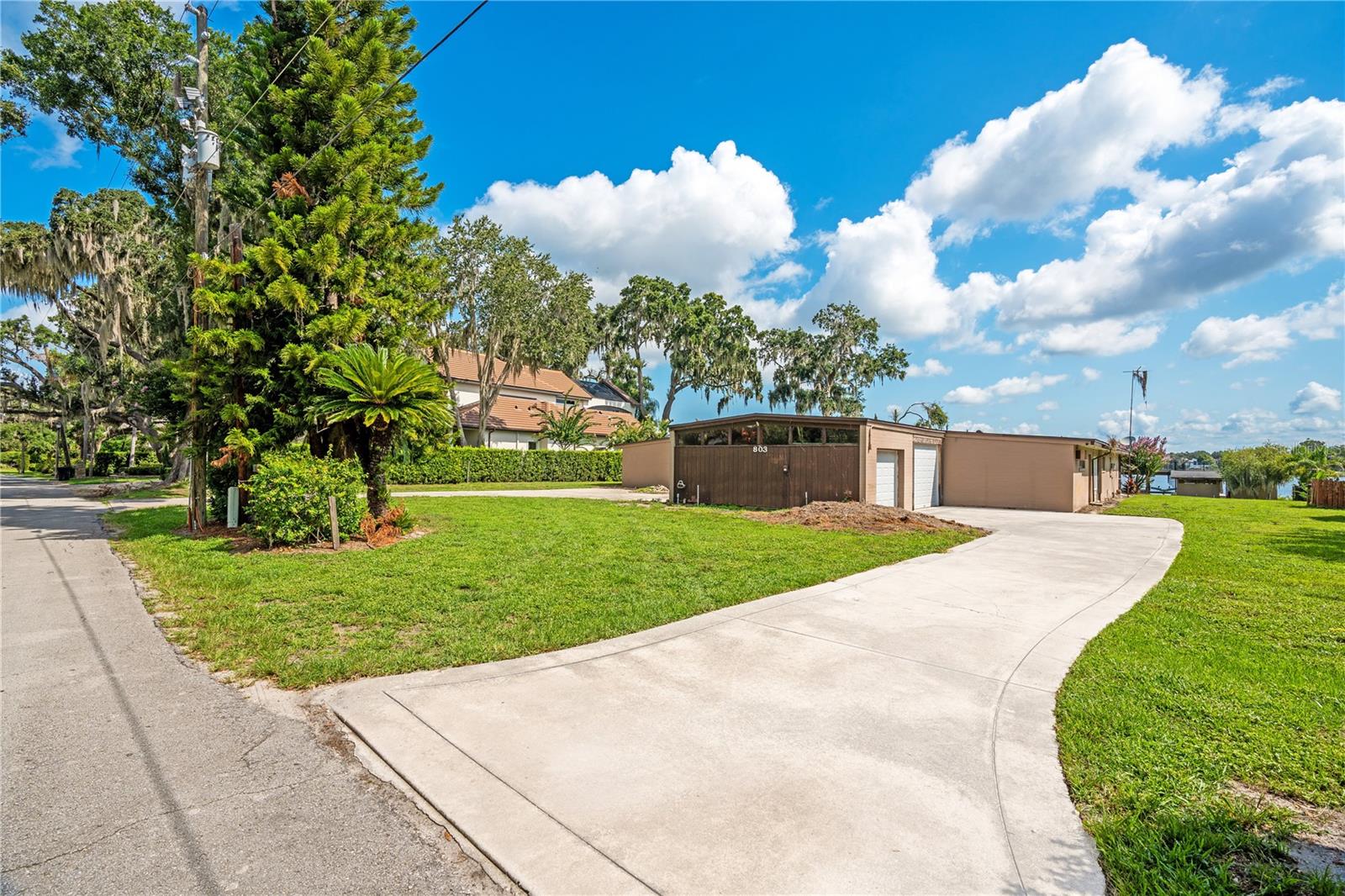 ALADAR ON LAKE BUTLER - Residential