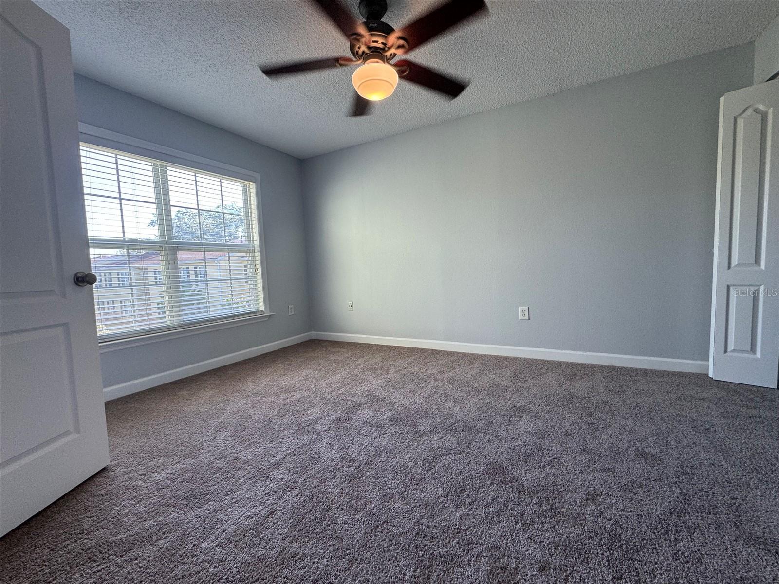 MIRIADA CONDO - Residential