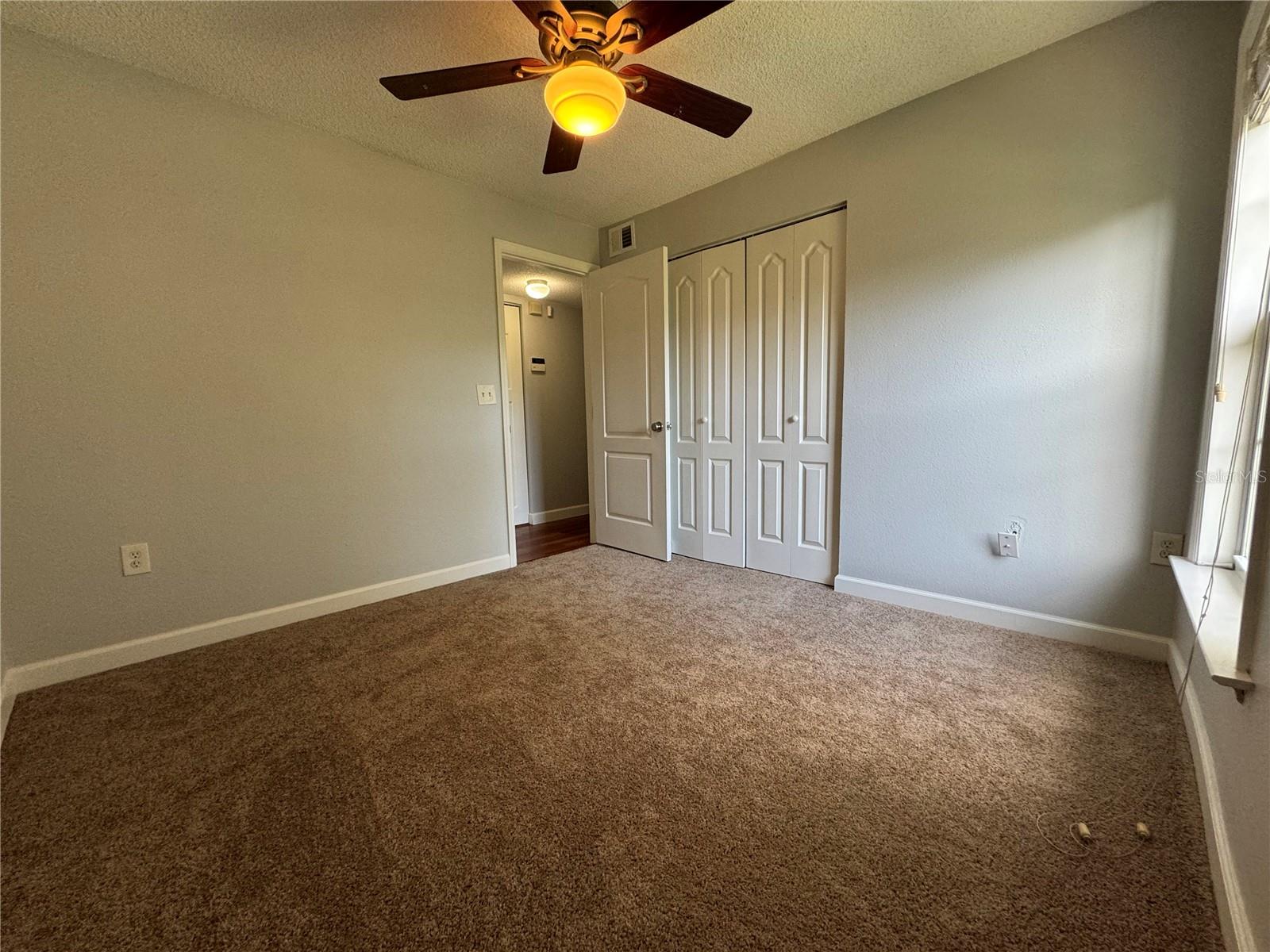 MIRIADA CONDO - Residential