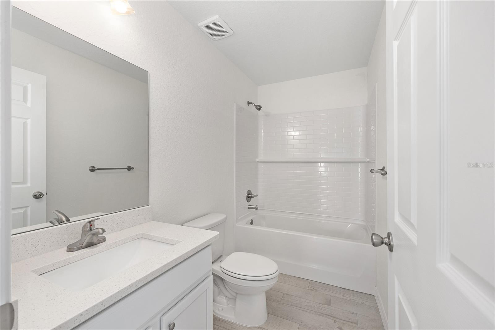 SILVER SPGS SHORES UN 19 - Residential