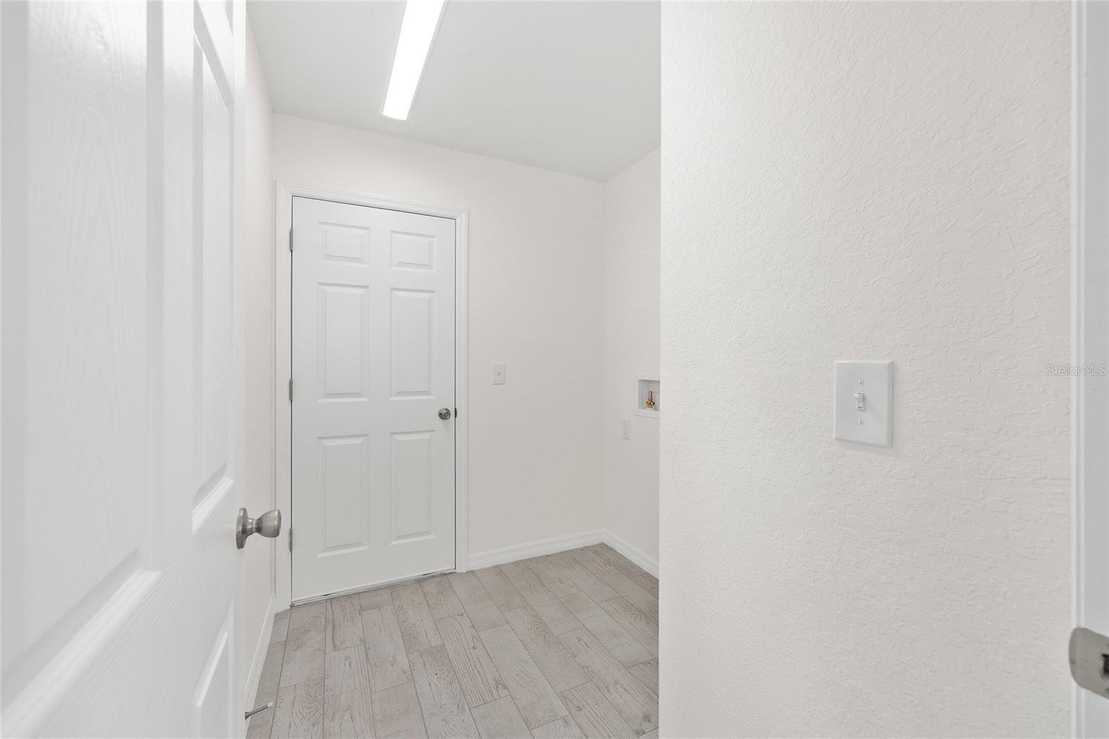 SILVER SPGS SHORES UN 19 - Residential