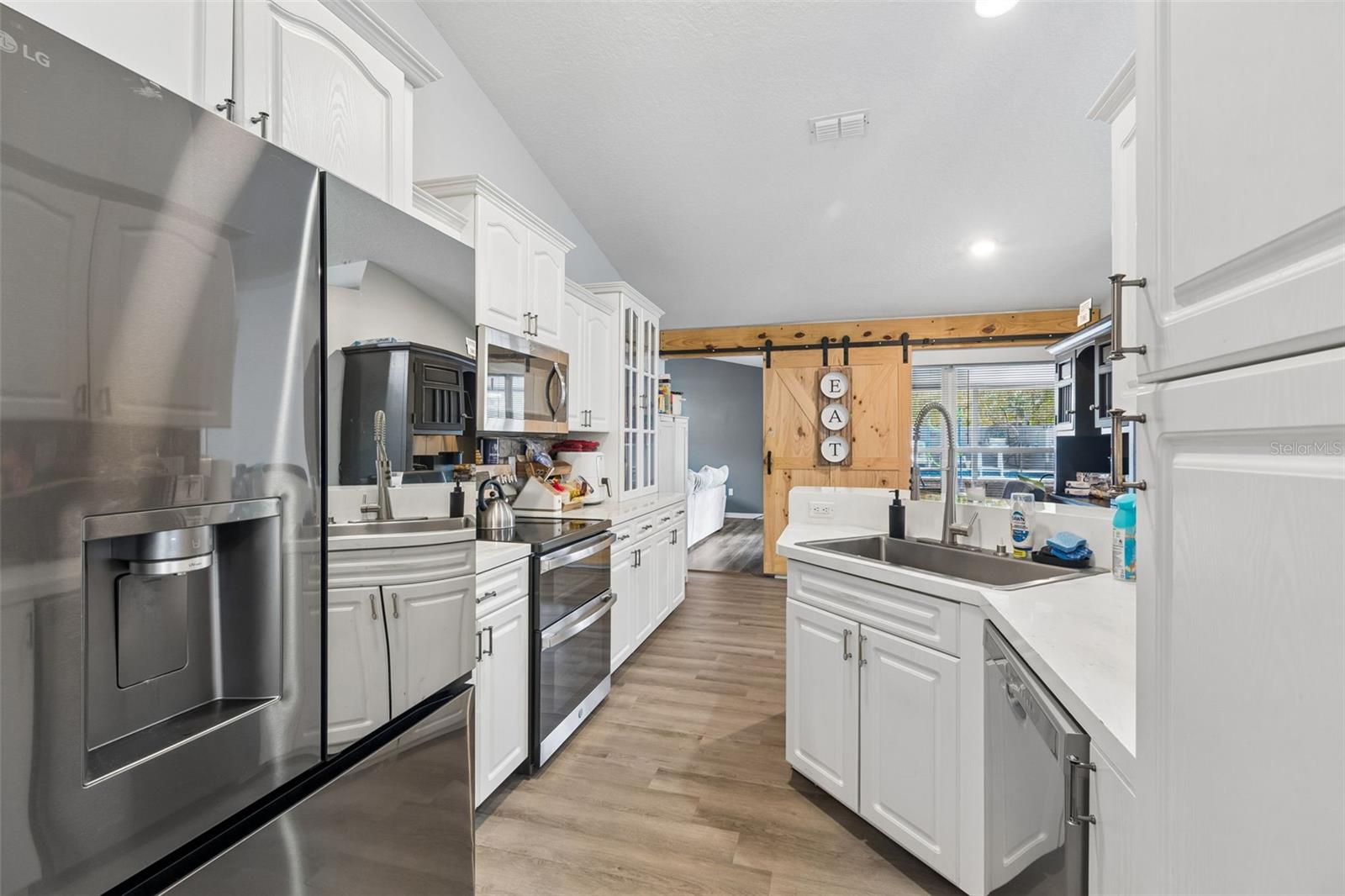 HUDSON GROVE ESTATES - Residential