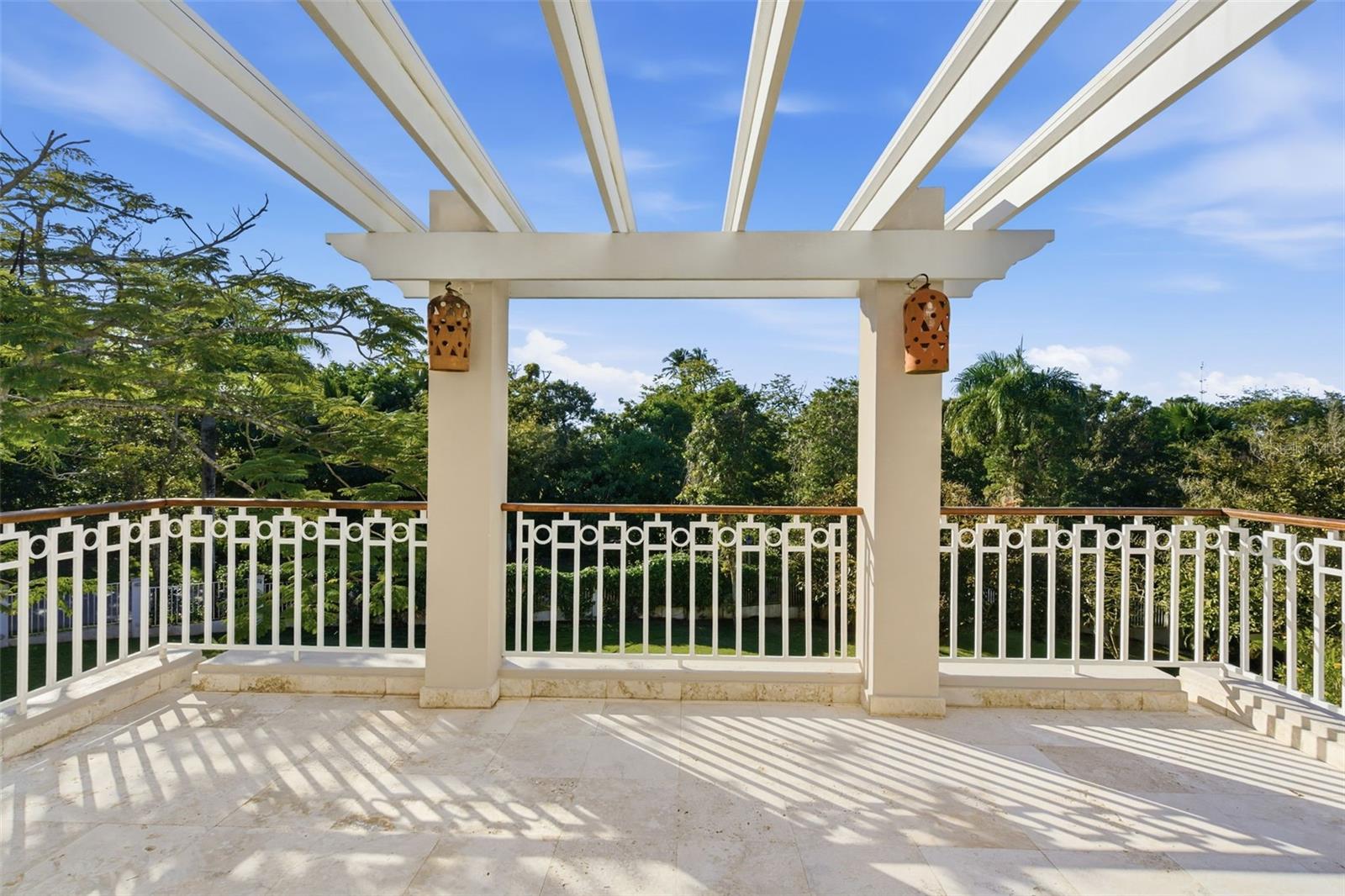 DORADO BEACH ESTATES - Residential