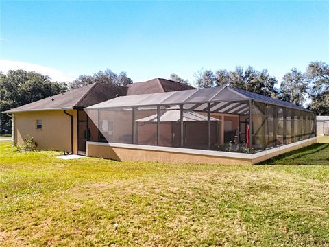 A home in LADY LAKE