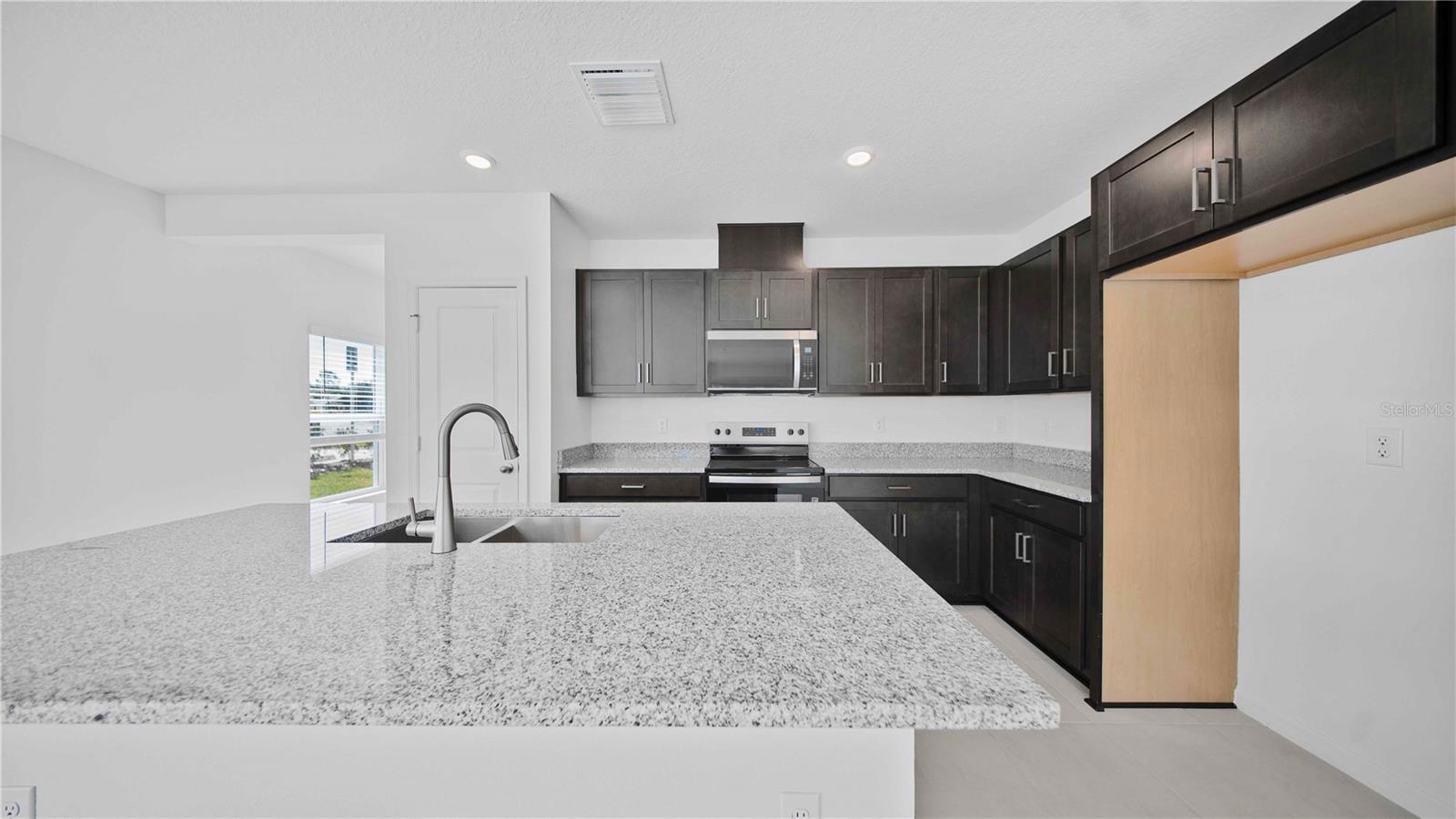 SANCTUARY PHASE 1B - Residential Lease