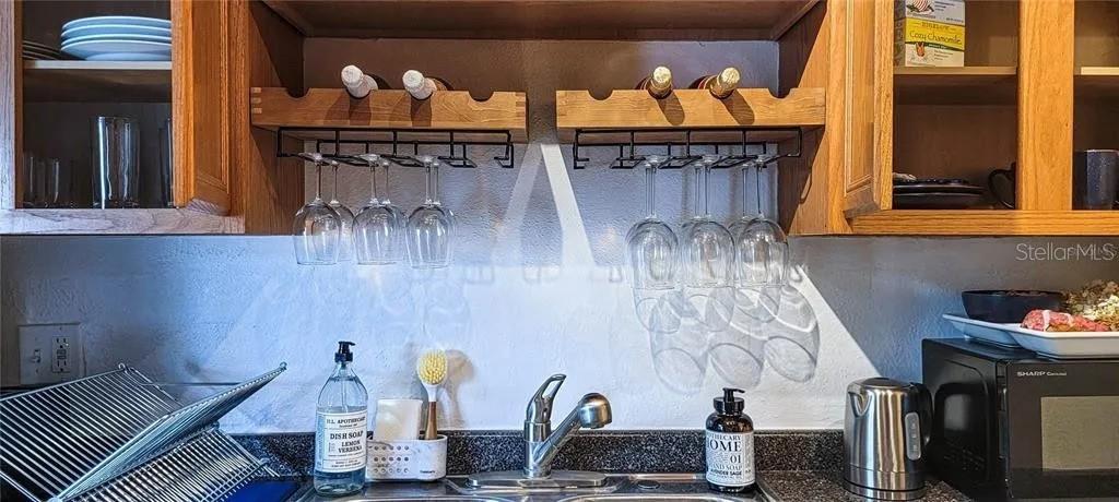 HAWTHORNE RESERVE - Residential Lease