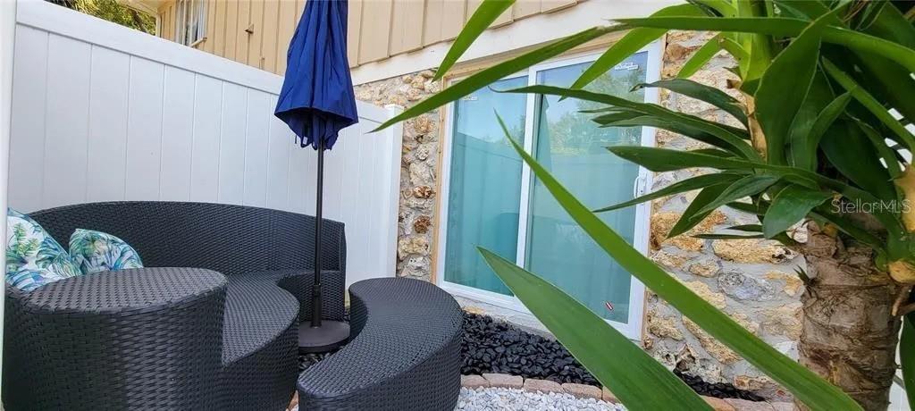 HAWTHORNE RESERVE - Residential Lease