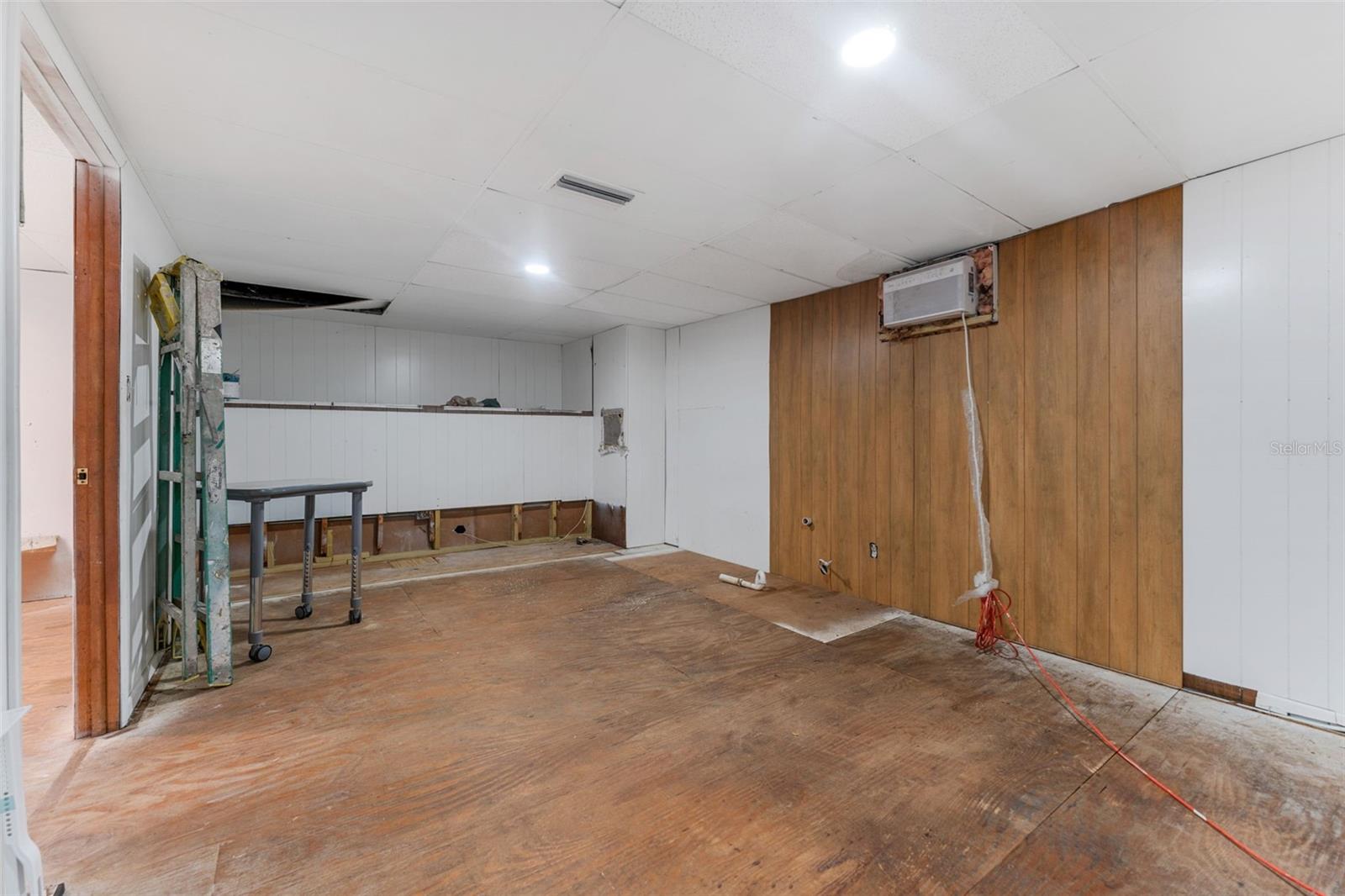 BENJAMINS 3RD SUB - Commercial Sale