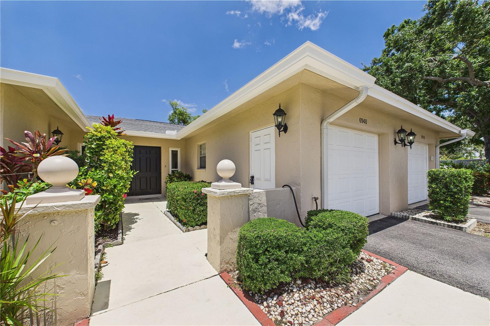 PALM-AIRE AT SARASOTA 9-B - Residential