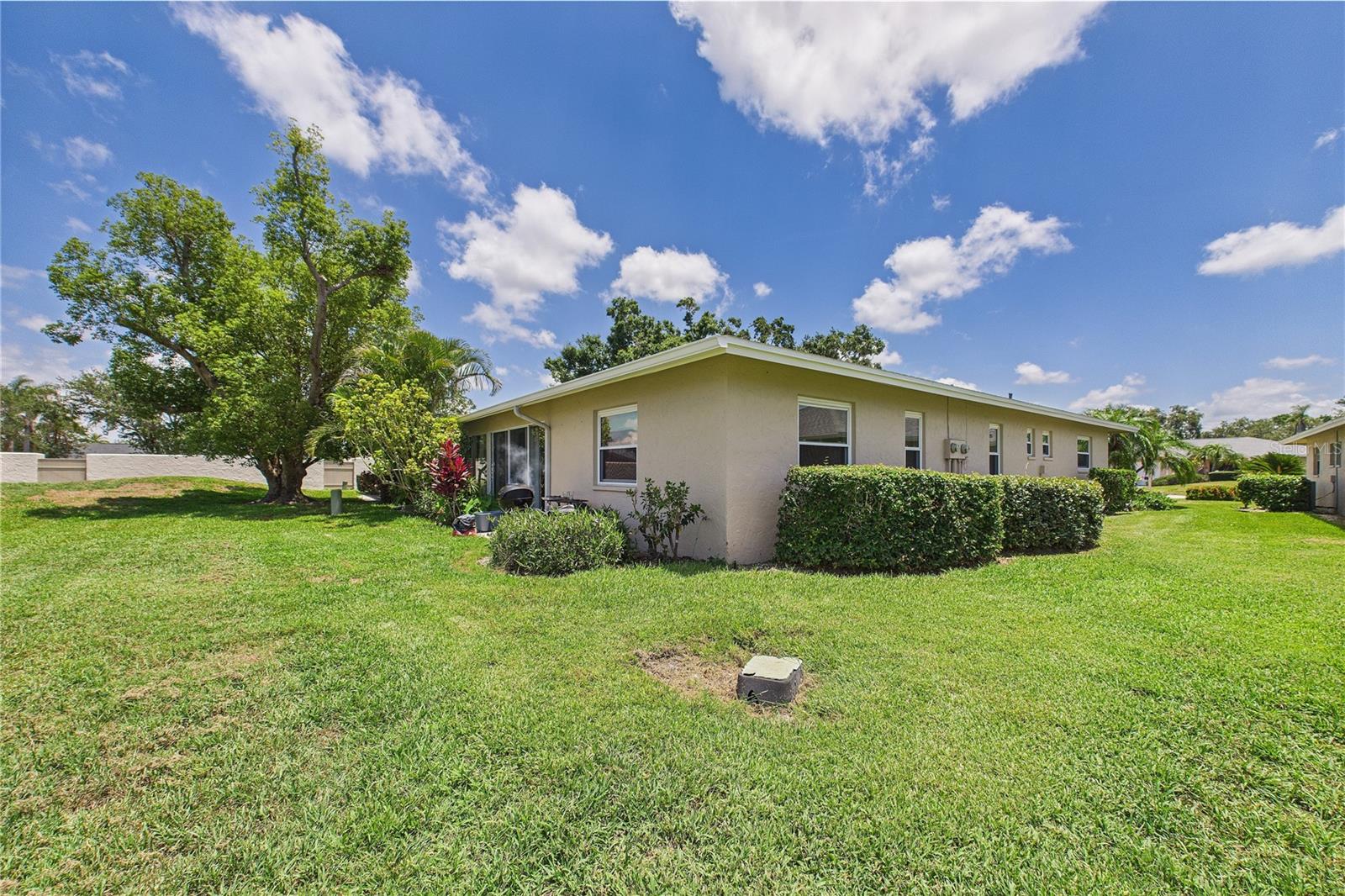 PALM-AIRE AT SARASOTA 9-B - Residential