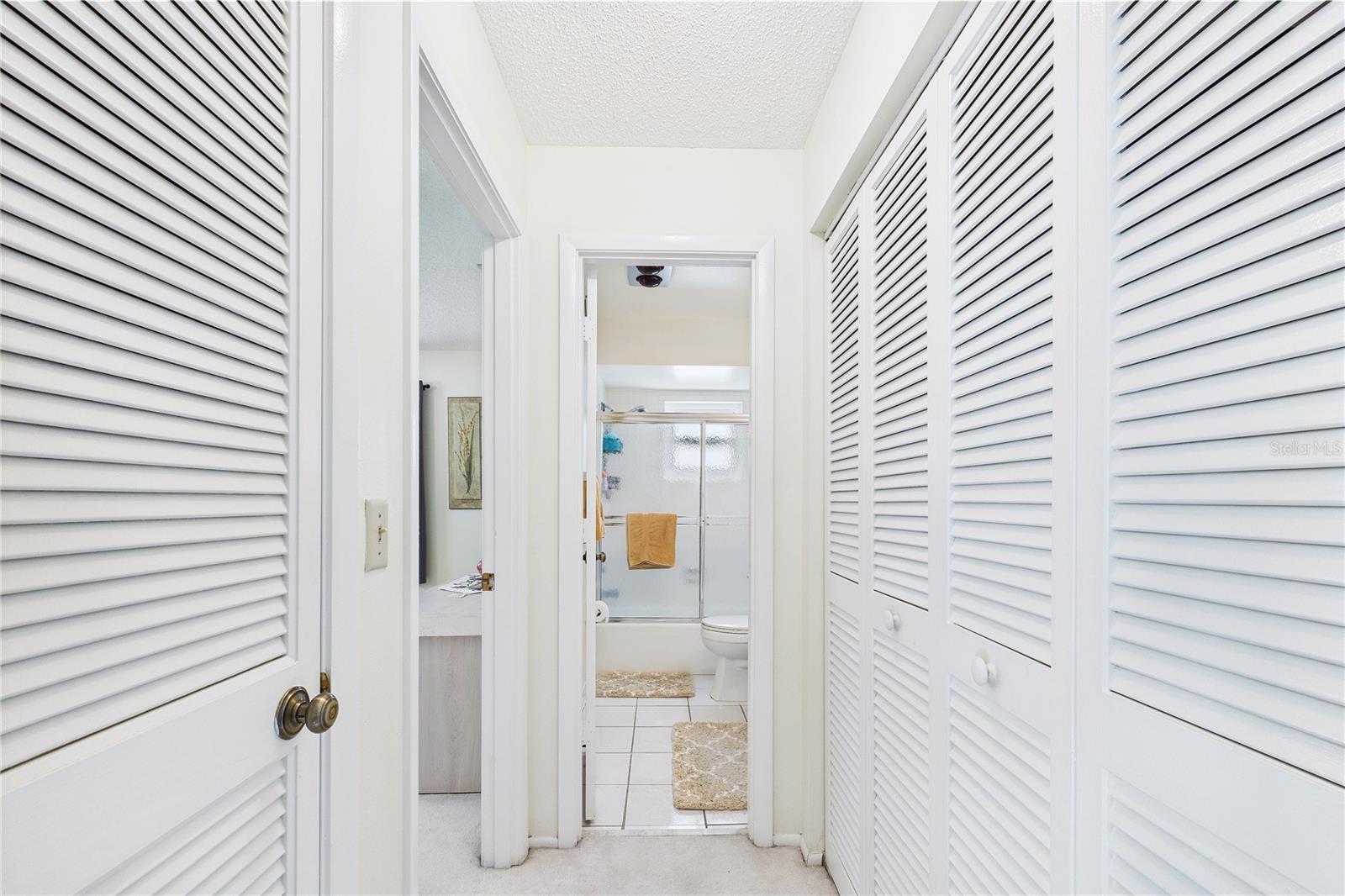 PALM-AIRE AT SARASOTA 9-B - Residential