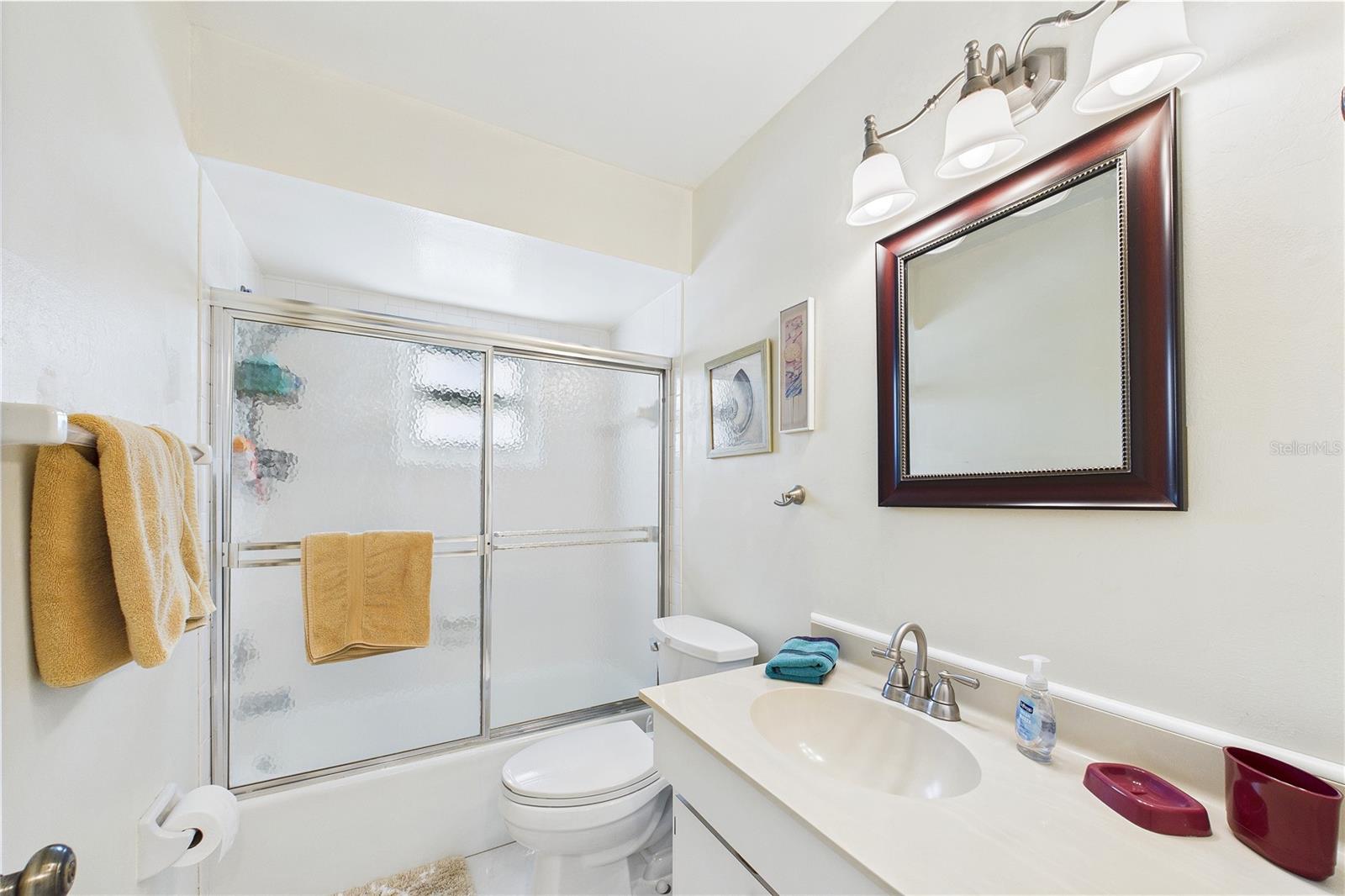 PALM-AIRE AT SARASOTA 9-B - Residential