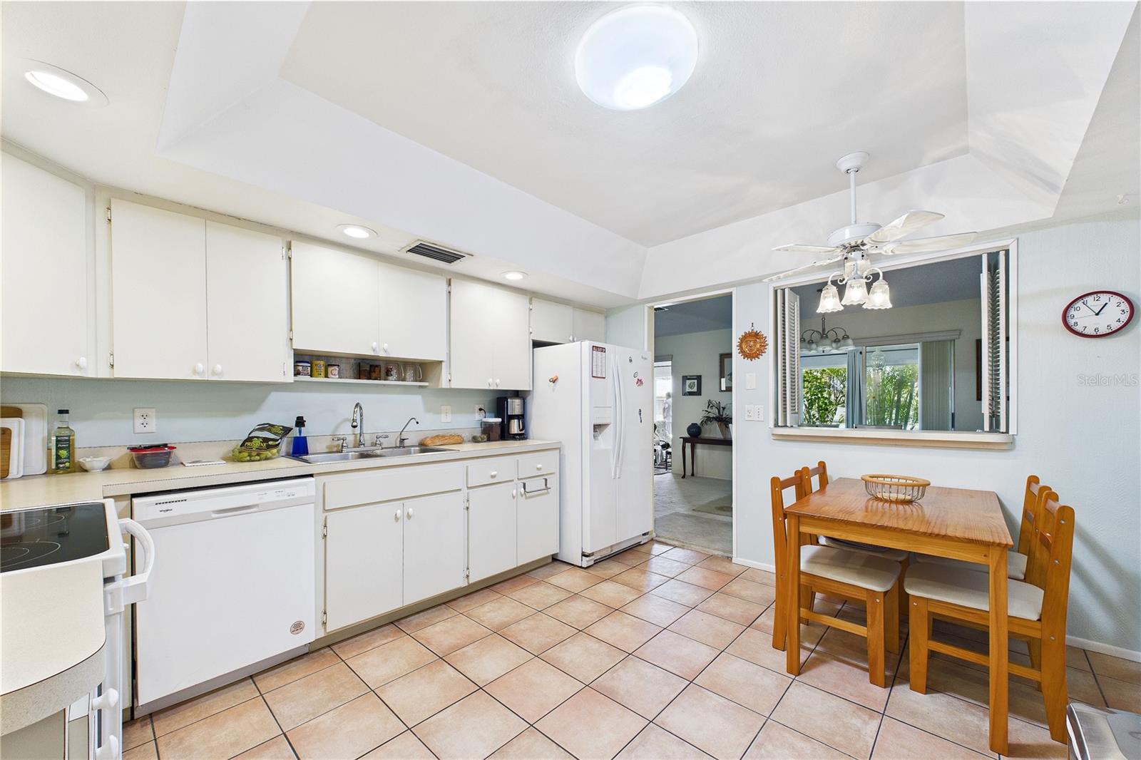 PALM-AIRE AT SARASOTA 9-B - Residential