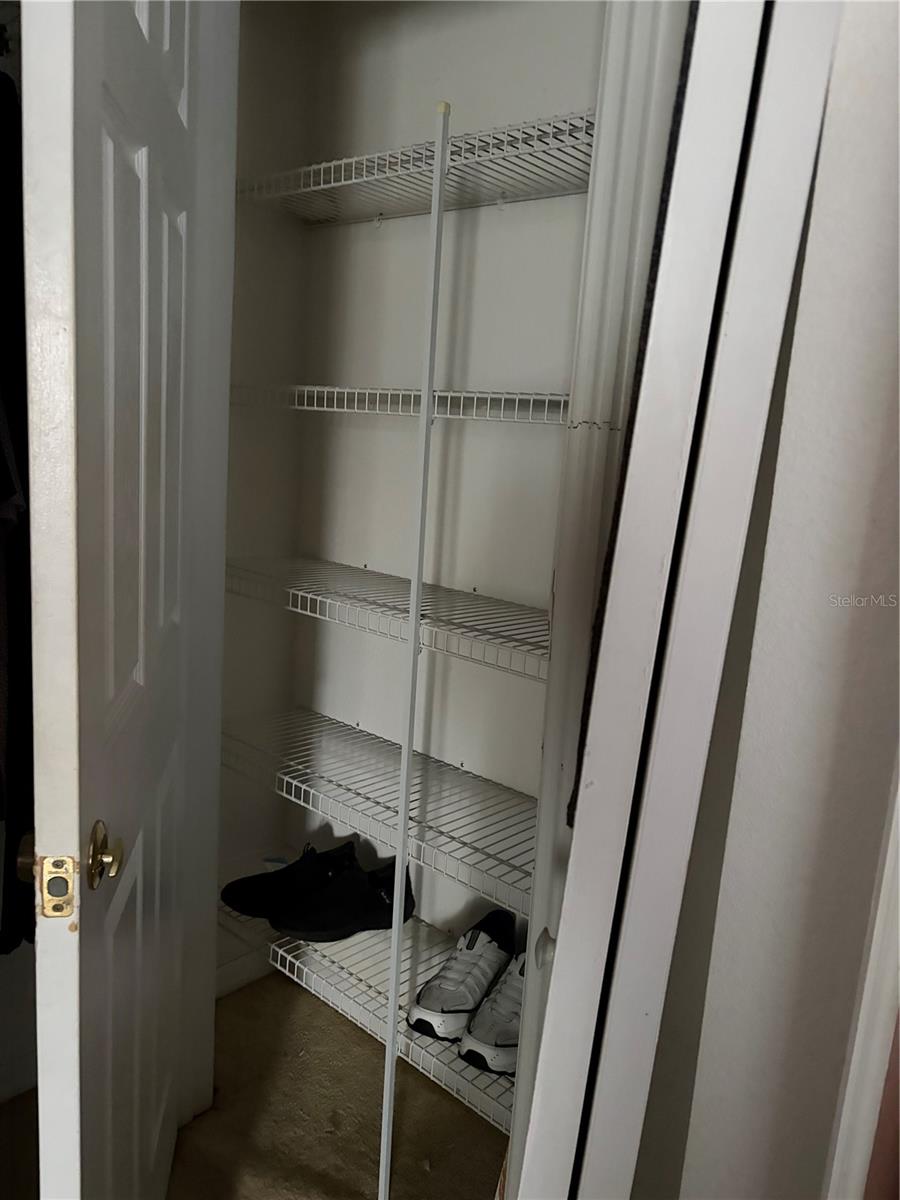 EAGLE POINTE - Residential