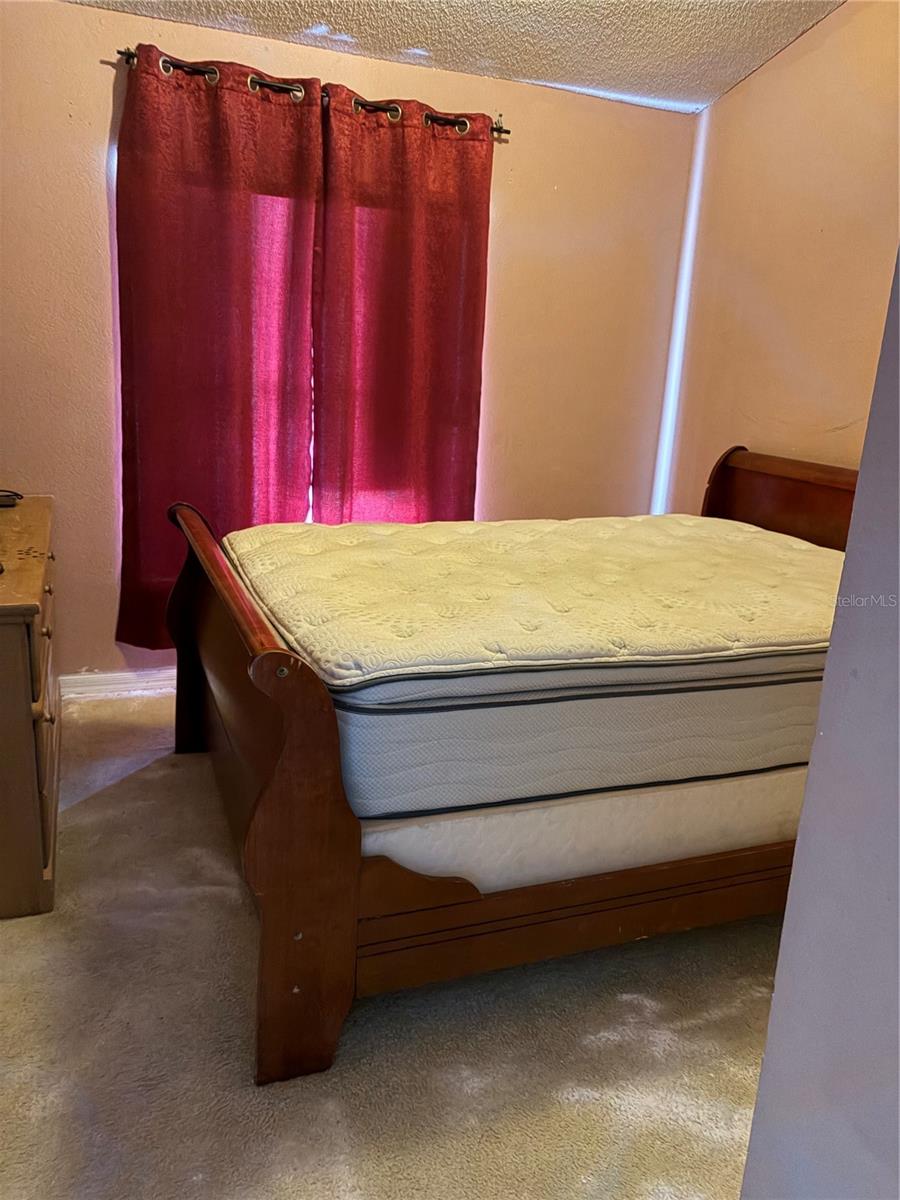 EAGLE POINTE - Residential