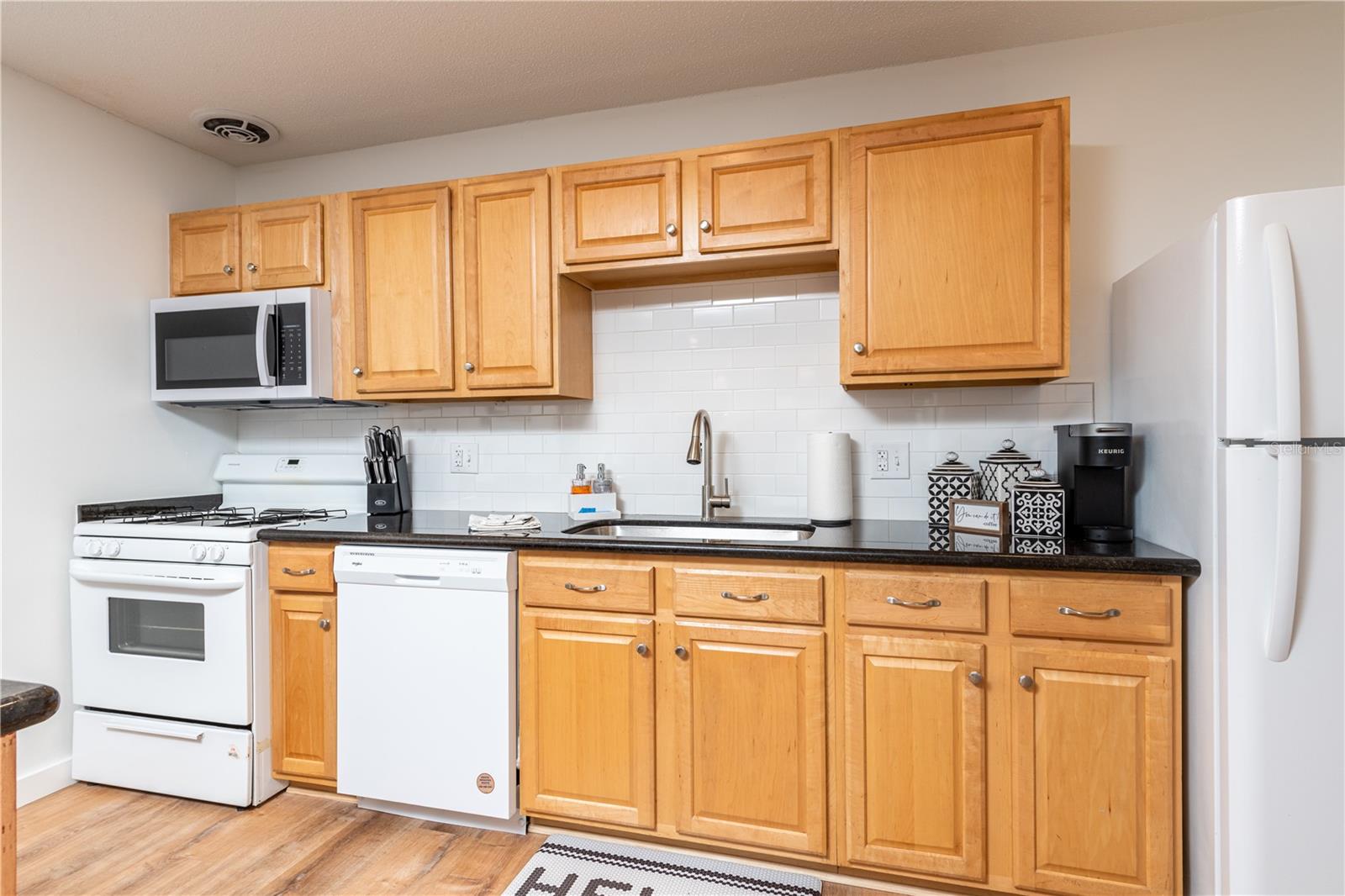 1700 SW 16TH COURT H22