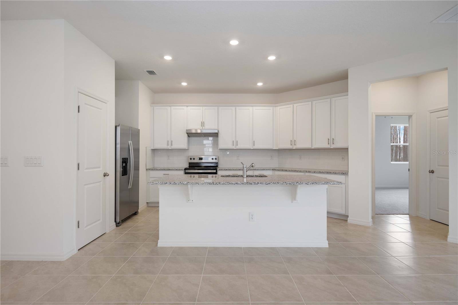 37508 WILLIAMETTE WAY