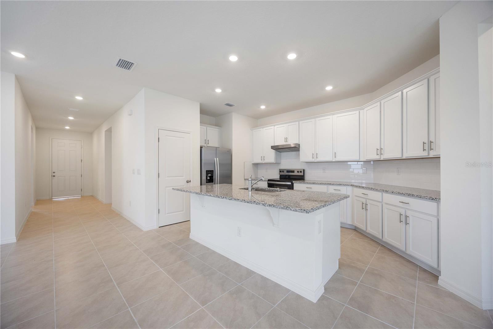 37508 WILLIAMETTE WAY