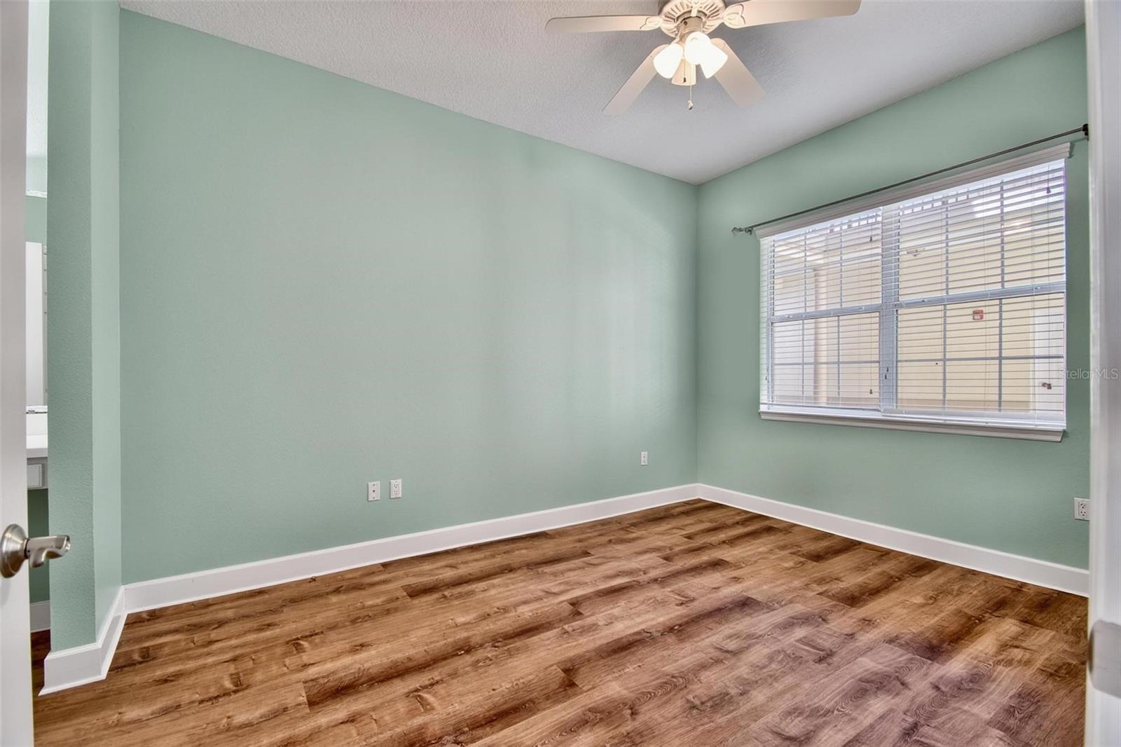 RIVERVIEW CONDOS/GRAND HAVEN - Residential