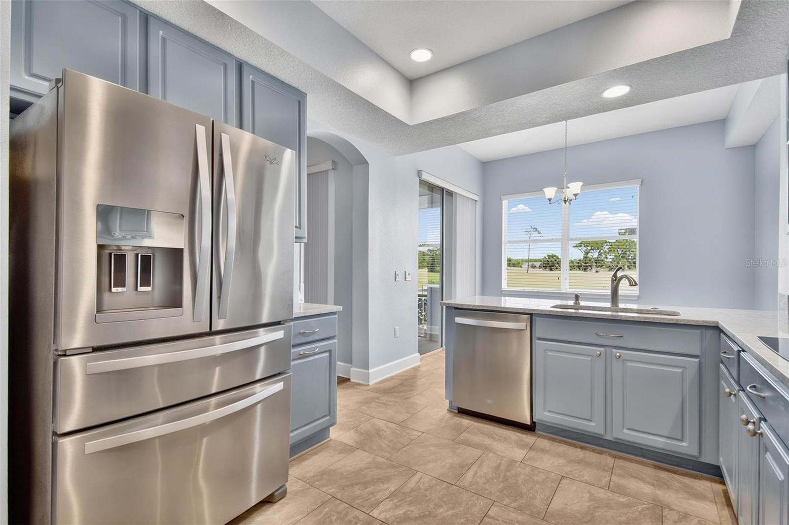 RIVERVIEW CONDOS/GRAND HAVEN - Residential