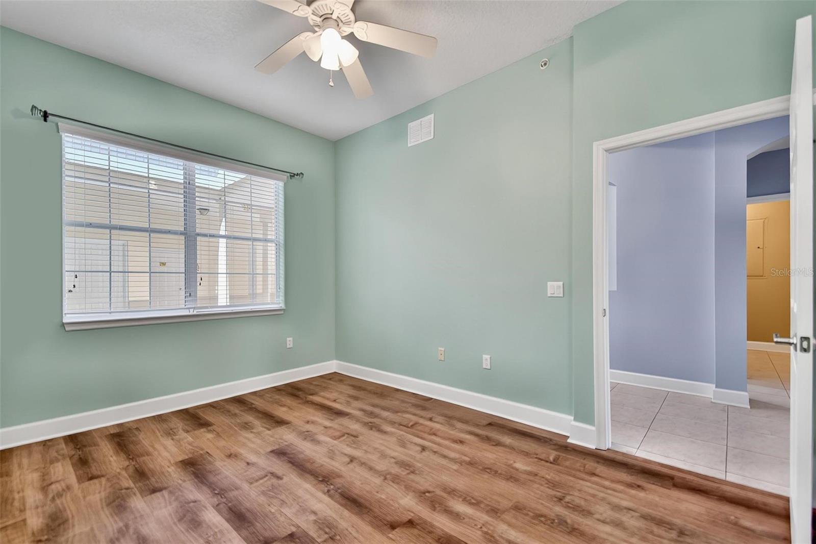 RIVERVIEW CONDOS/GRAND HAVEN - Residential