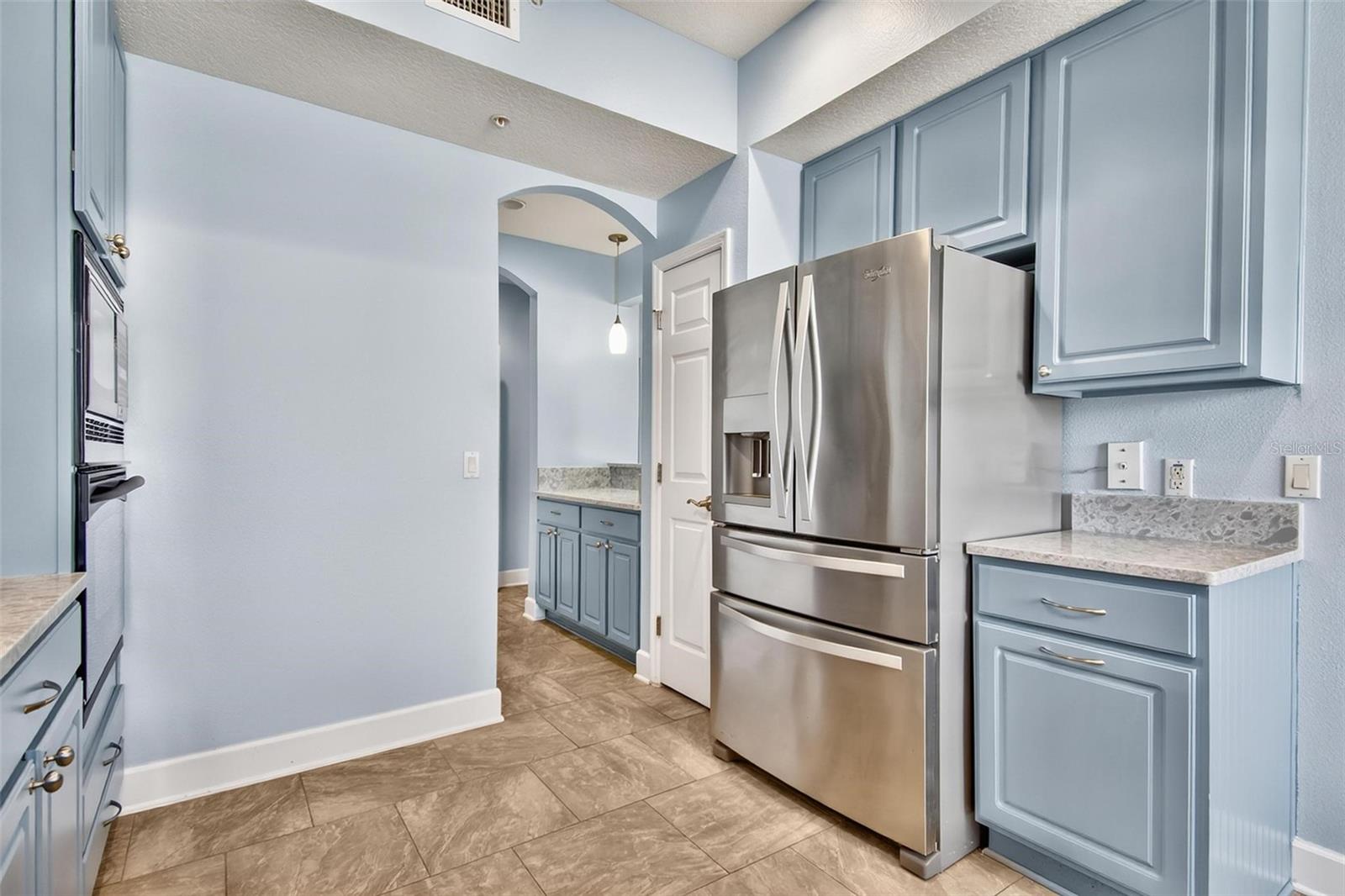 RIVERVIEW CONDOS/GRAND HAVEN - Residential