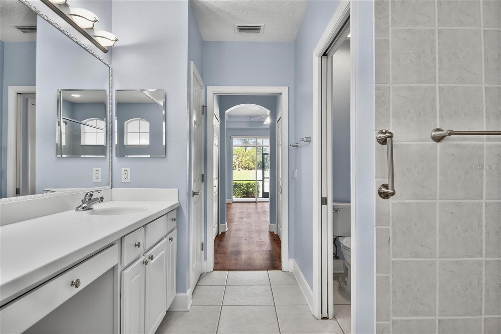 RIVERVIEW CONDOS/GRAND HAVEN - Residential