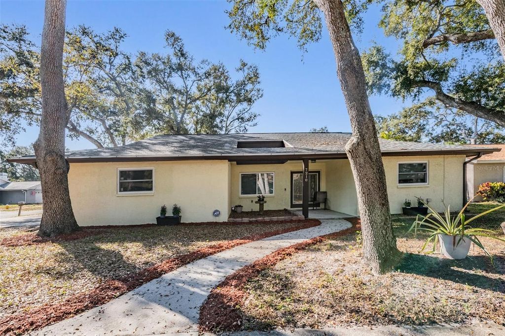 Photo of 7210 57th Avenue N, St Petersburg, FL 33709 (MLS # TB8476872)