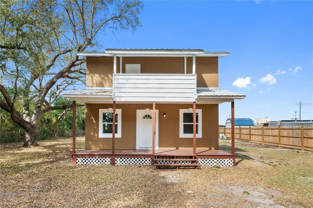 Photo of 27 Story Road, Lake Wales, FL 33898 (MLS # L4959840)