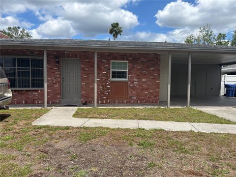 8303 TEMPLE PARK DRIVE TAMPA FL 33637