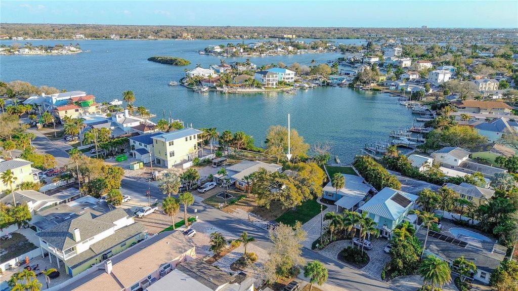 Photo of 407 20th Avenue, Indian Rocks Beach, FL 33785 (MLS # TB8482144)