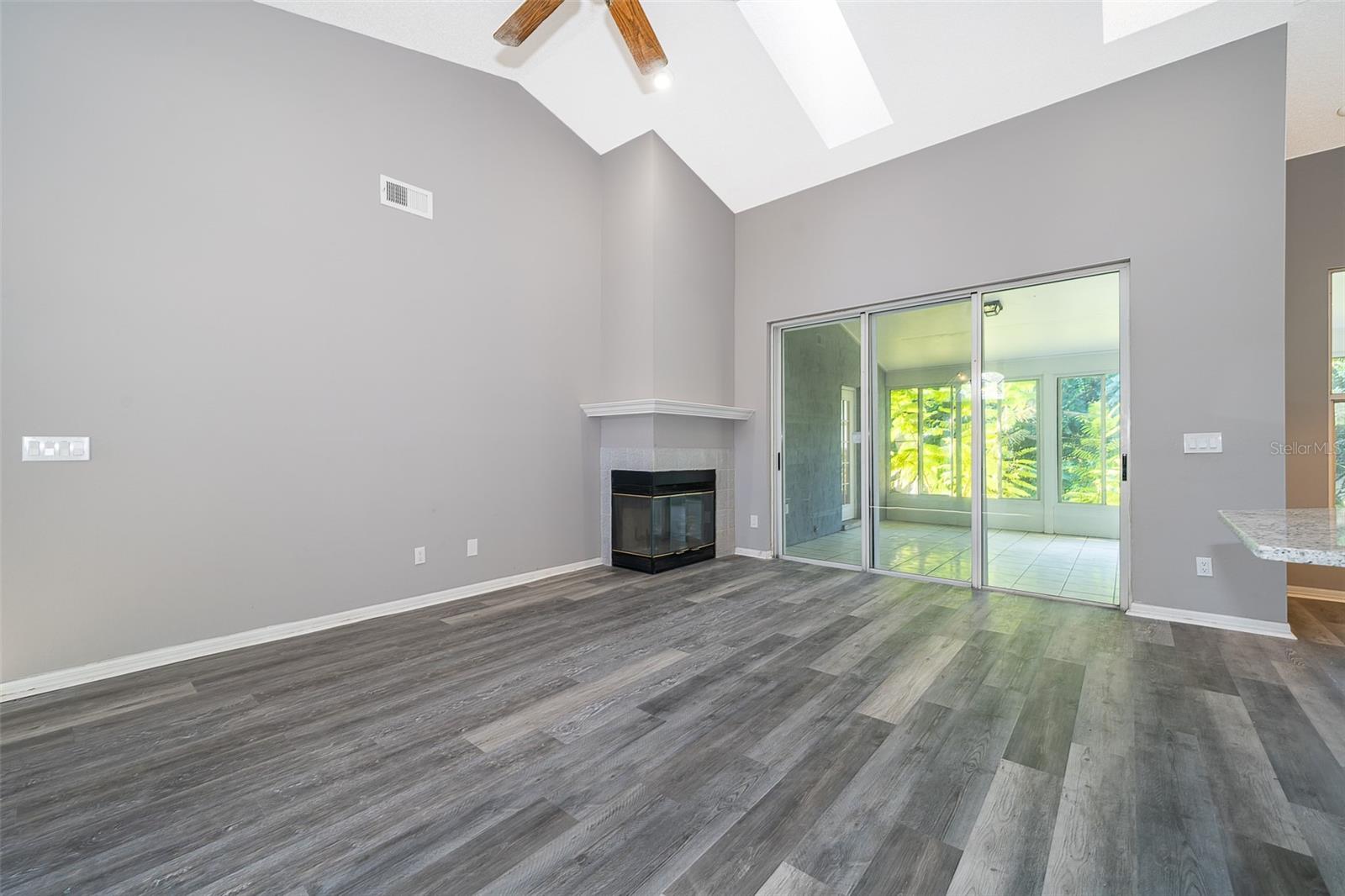 HIAWASSEE OAKS - Residential