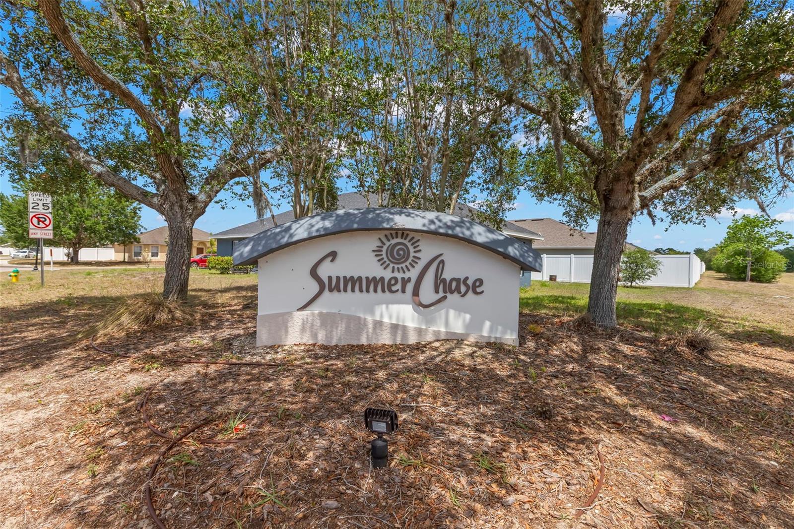 SUMMER CHASE - Residential