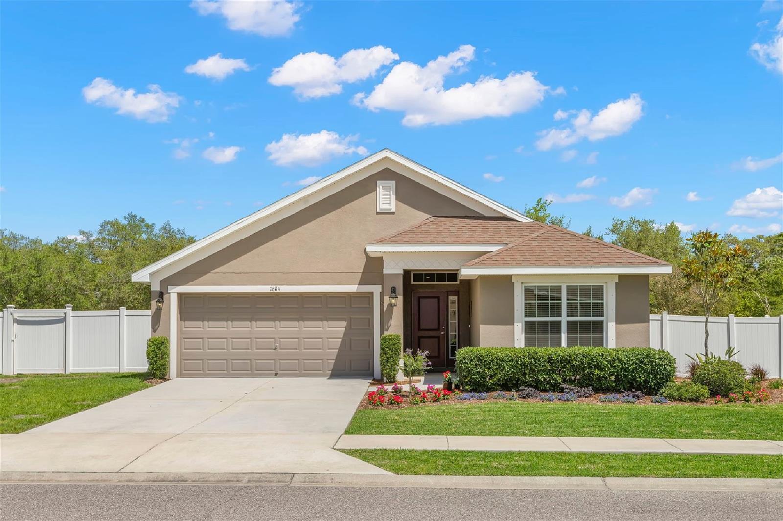 SUMMER CHASE - Residential