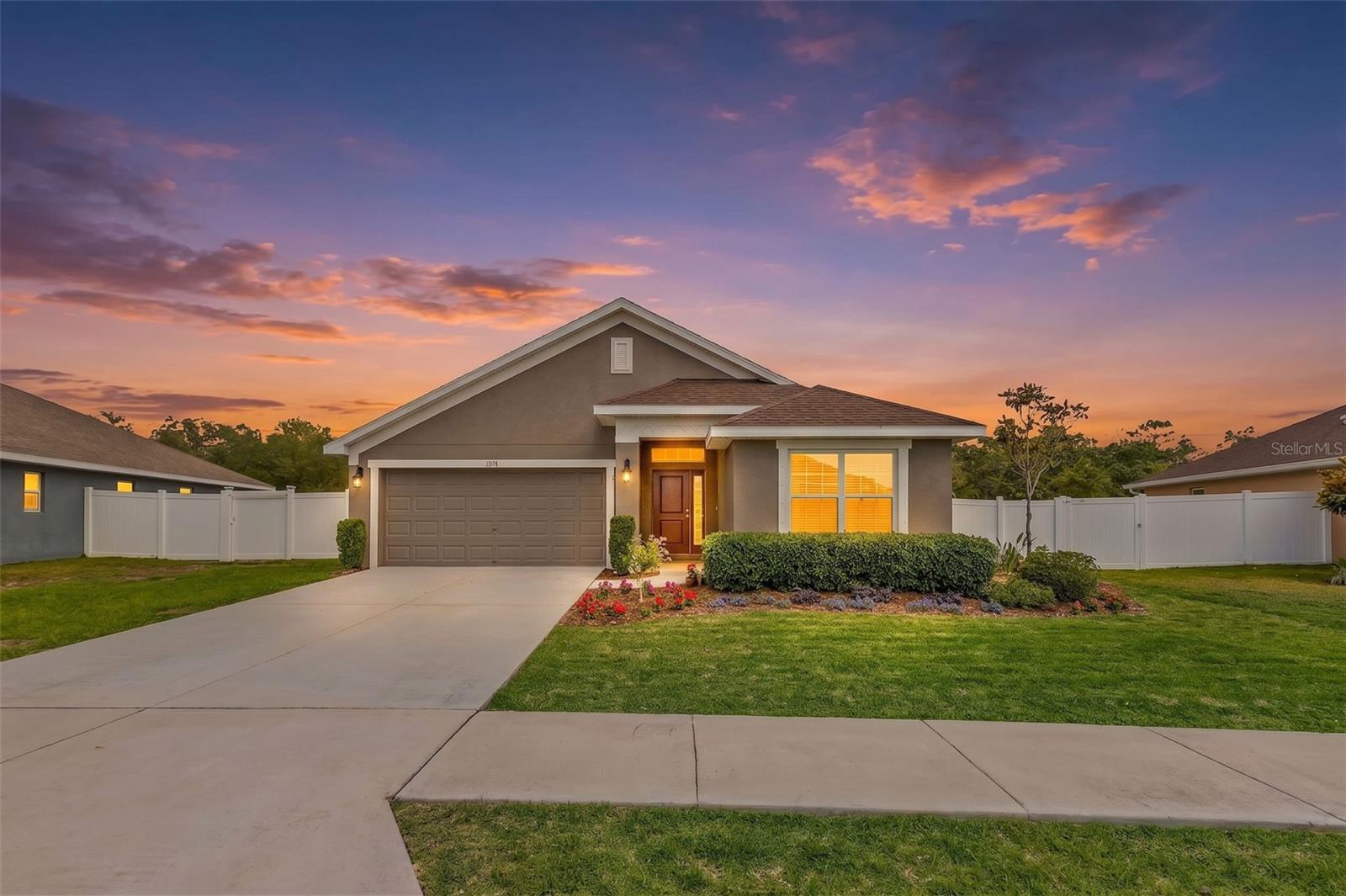 SUMMER CHASE - Residential